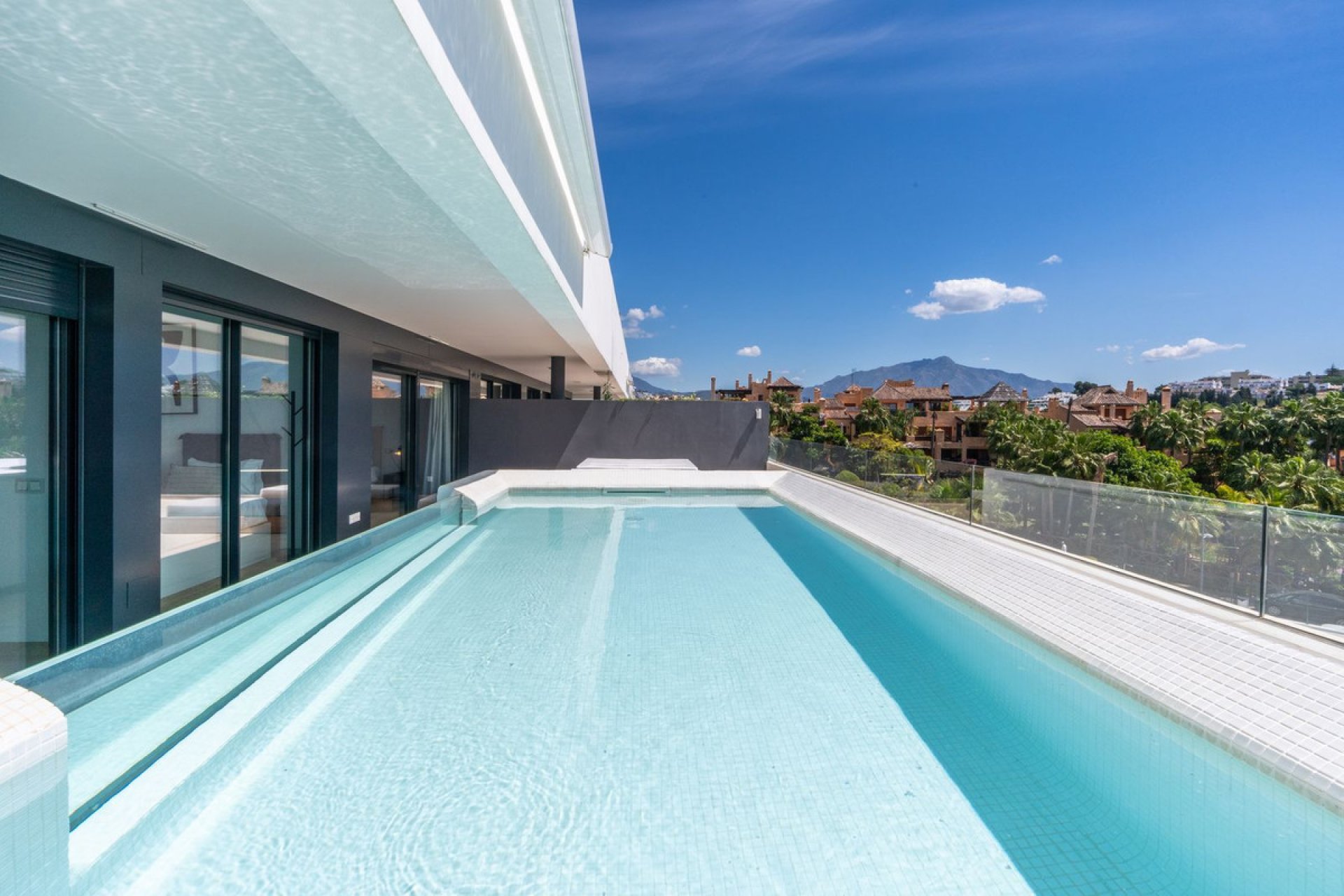 Reventa - Apartment - Middle Floor Apartment - Estepona - Estepona Centro