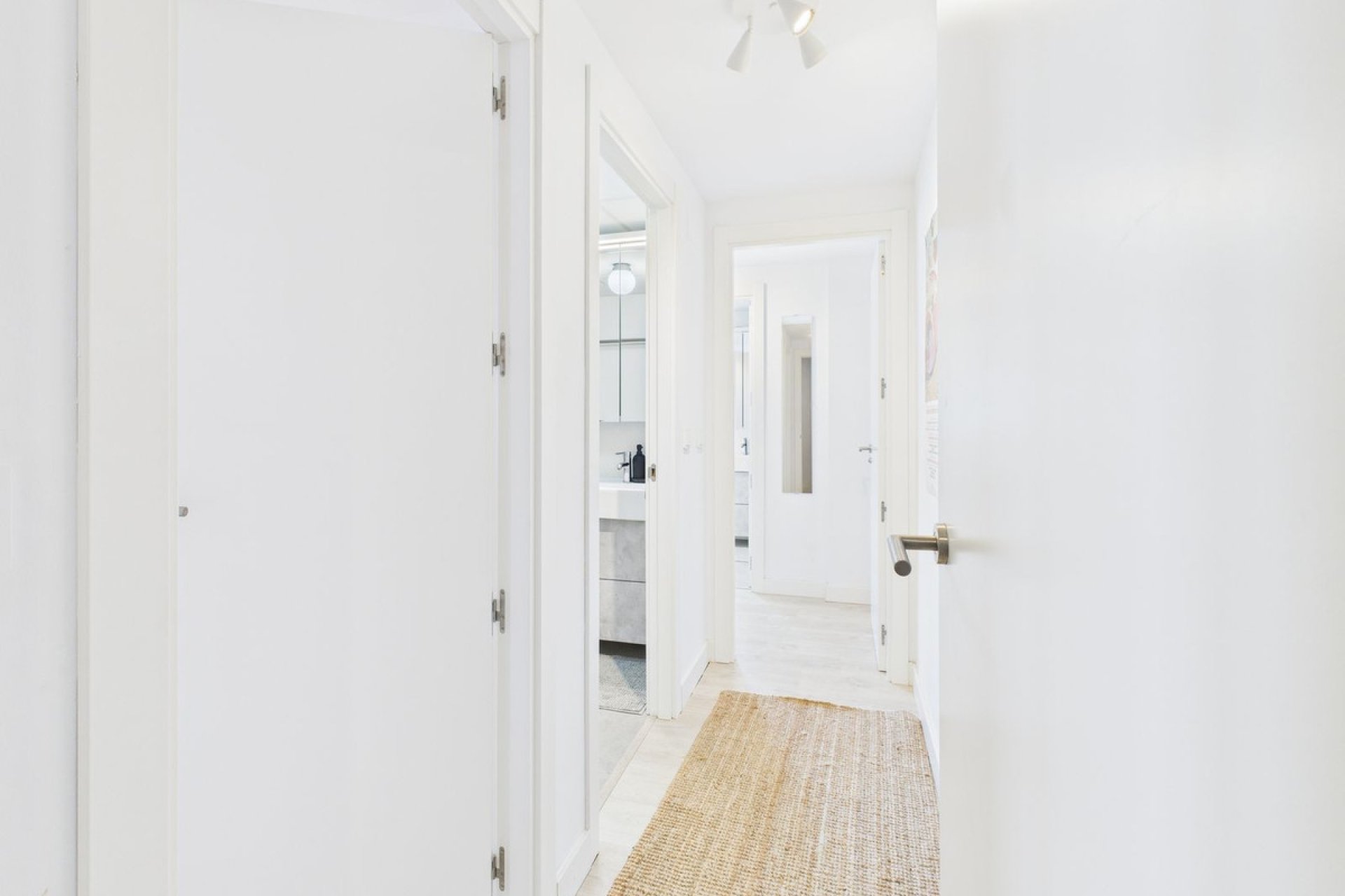 Reventa - Apartment - Middle Floor Apartment - Estepona - Estepona Centro