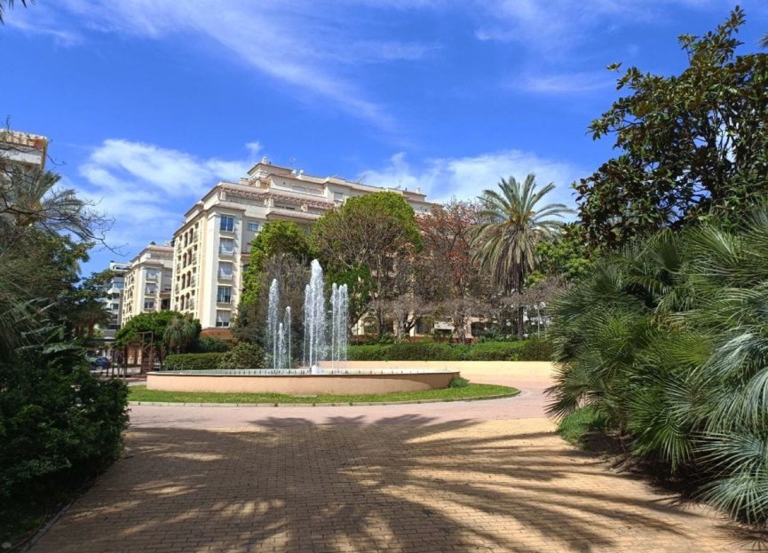 Reventa - Apartment - Middle Floor Apartment - Estepona - Estepona Centro