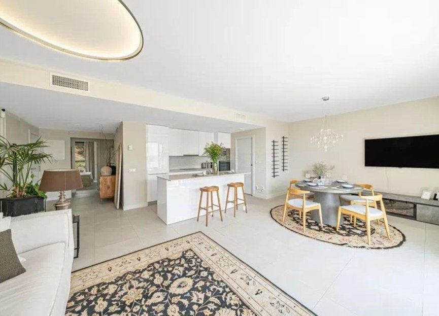 Reventa - Apartment - Middle Floor Apartment - Estepona - Estepona Centro