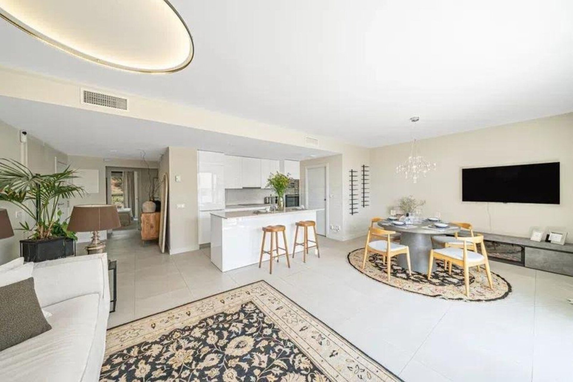 Reventa - Apartment - Middle Floor Apartment - Estepona - Estepona Centro