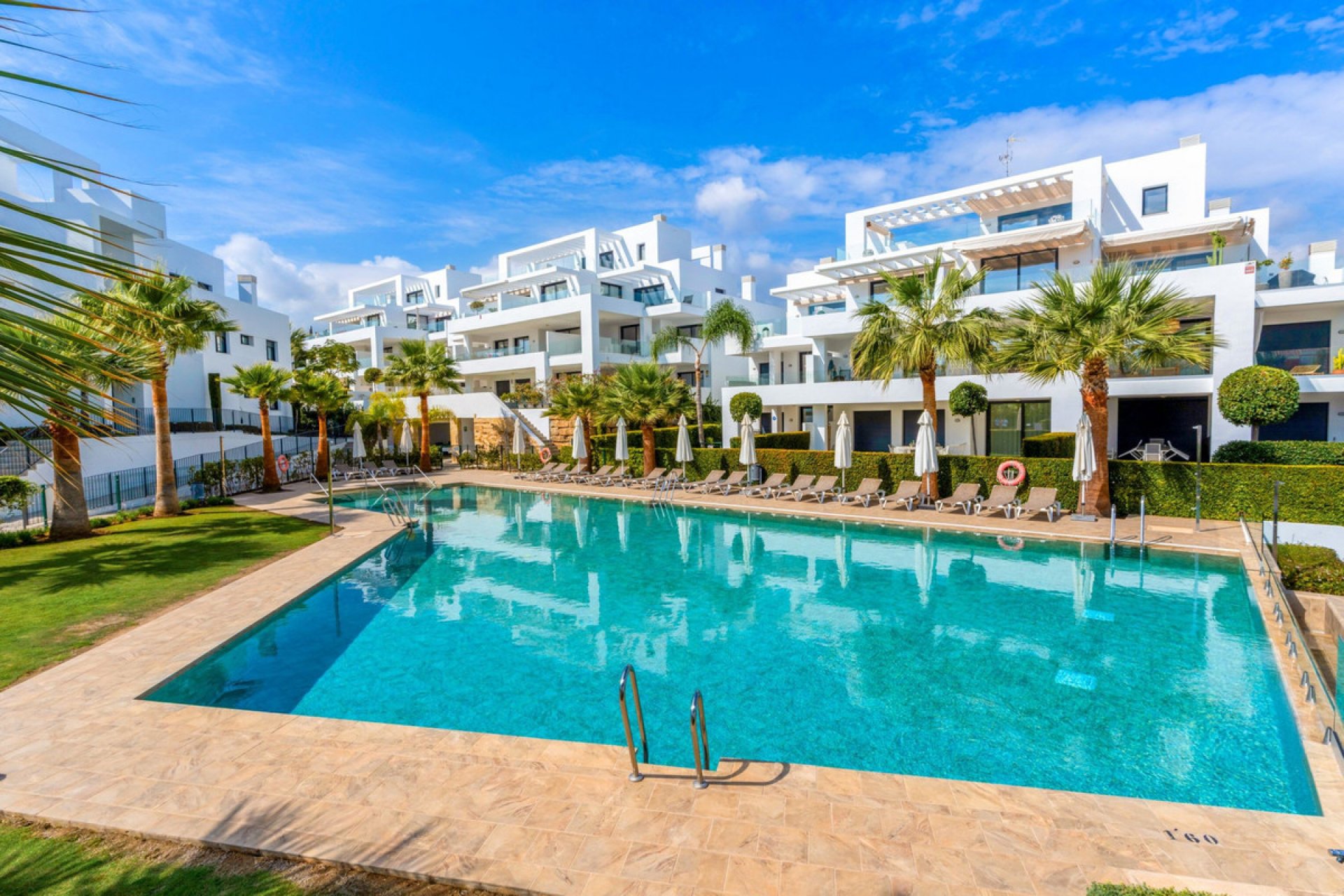 Reventa - Apartment - Middle Floor Apartment - Estepona - Estepona Centro