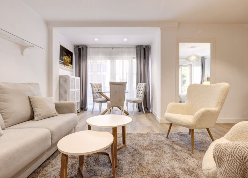 Reventa - Apartment - Middle Floor Apartment - Estepona - Estepona Centro