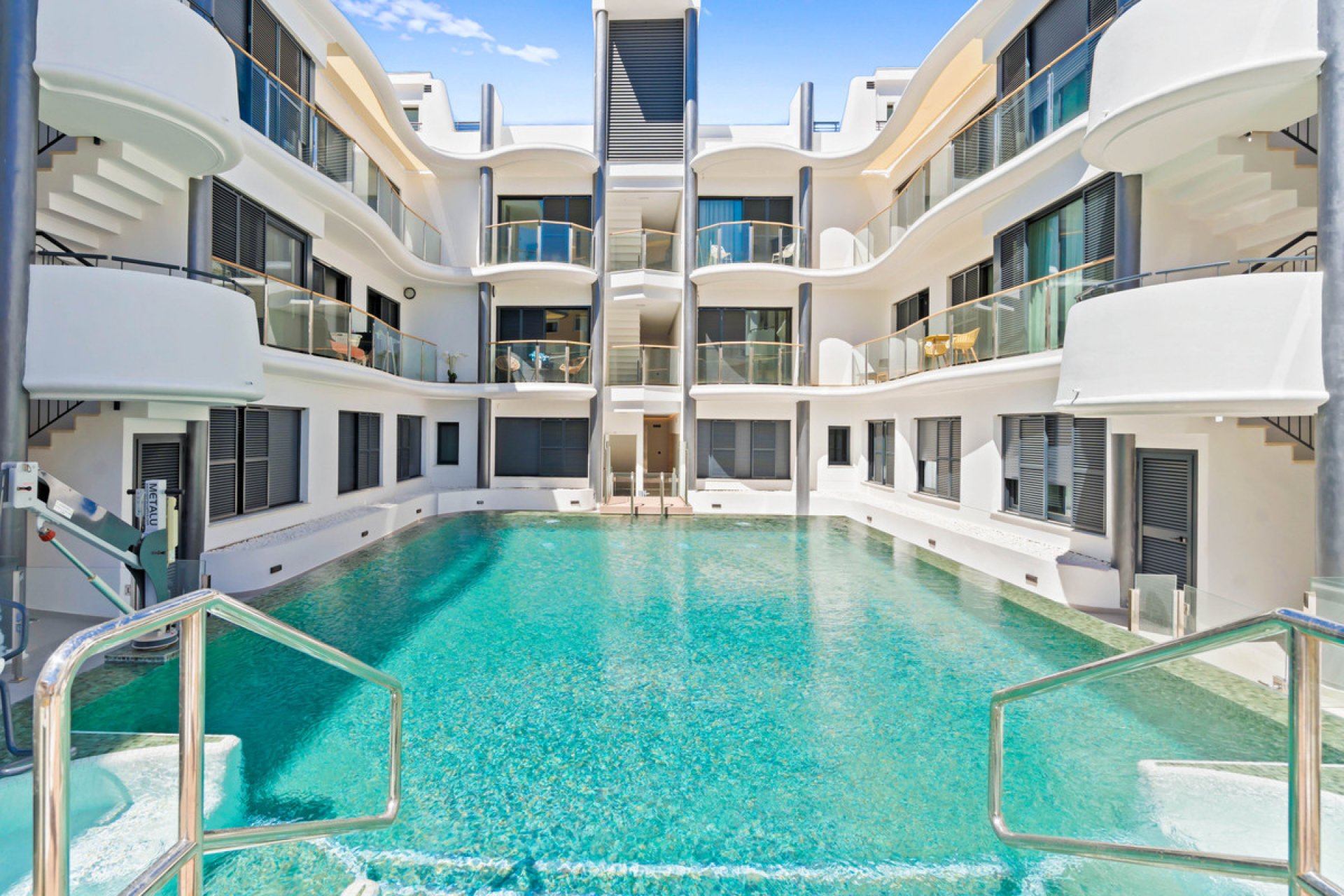 Reventa - Apartment - Middle Floor Apartment - Estepona - Estepona Centro