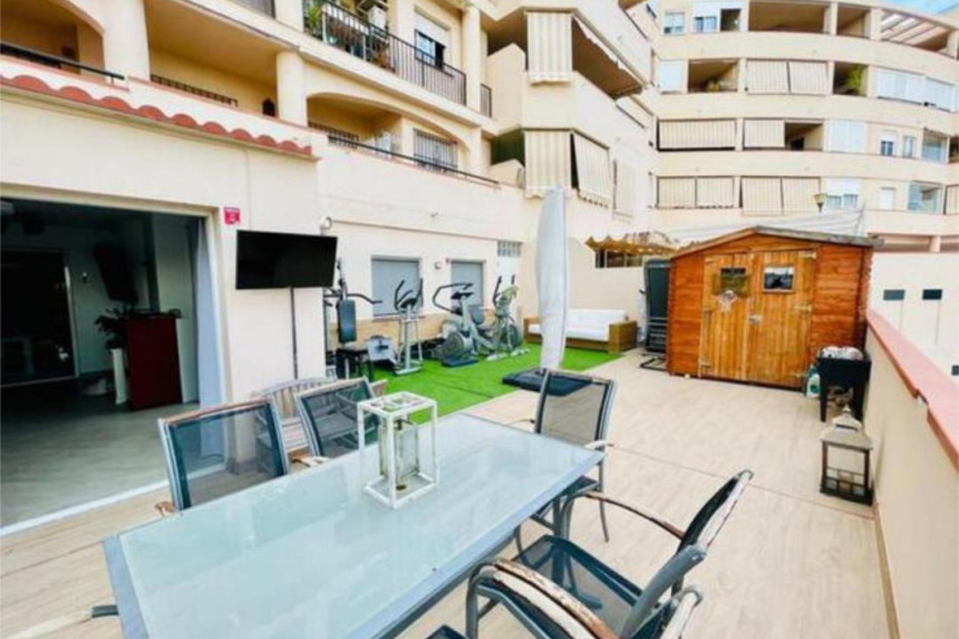 Reventa - Apartment - Middle Floor Apartment - Estepona - Estepona Centro