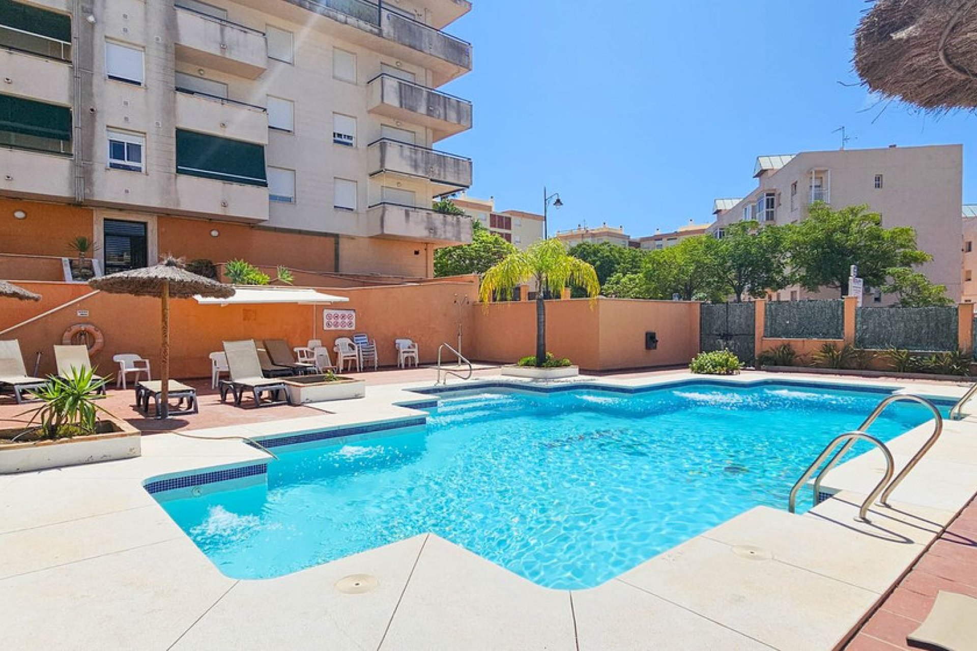 Reventa - Apartment - Middle Floor Apartment - Estepona - Estepona Centro