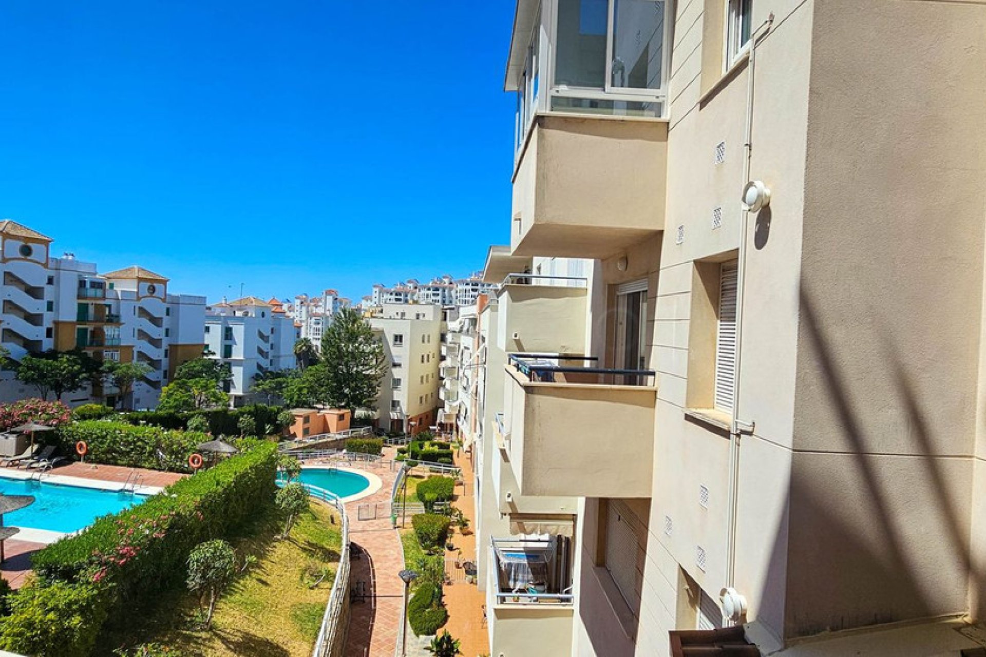 Reventa - Apartment - Middle Floor Apartment - Estepona - Estepona Centro