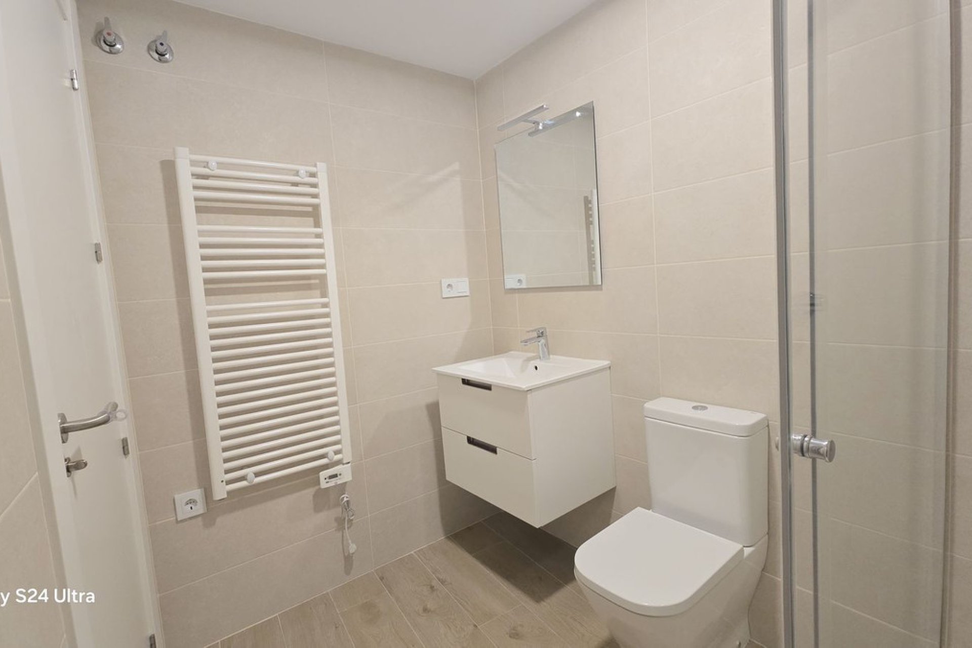 Reventa - Apartment - Middle Floor Apartment - Estepona - Estepona Centro