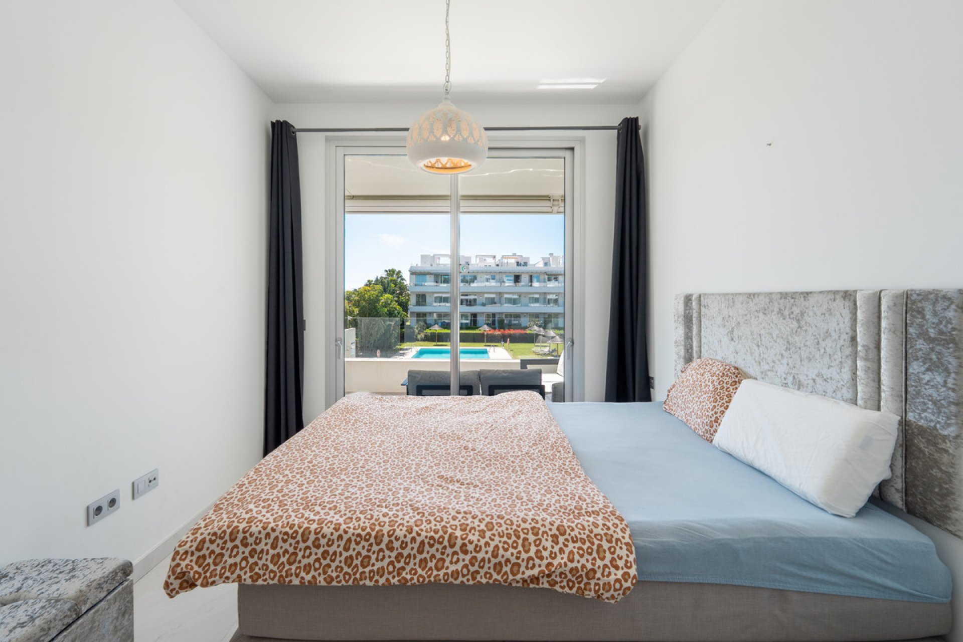 Reventa - Apartment - Middle Floor Apartment - Estepona - Estepona Centro