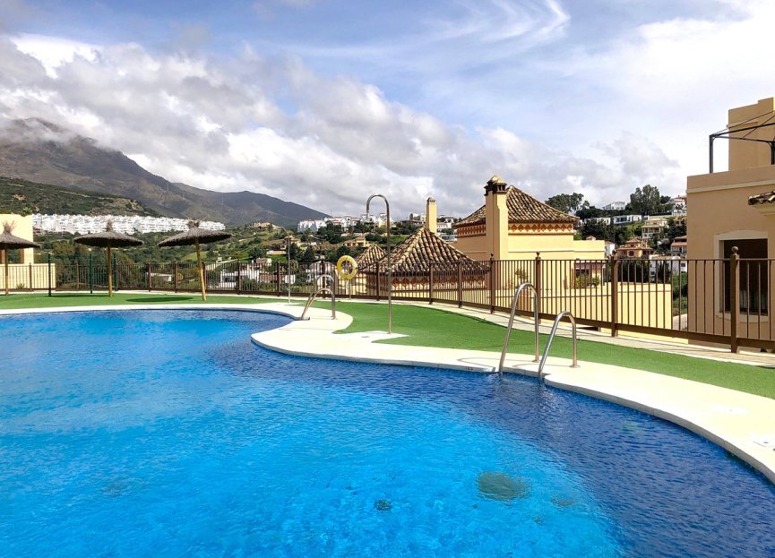 Reventa - Apartment - Middle Floor Apartment - Estepona - Estepona Centro