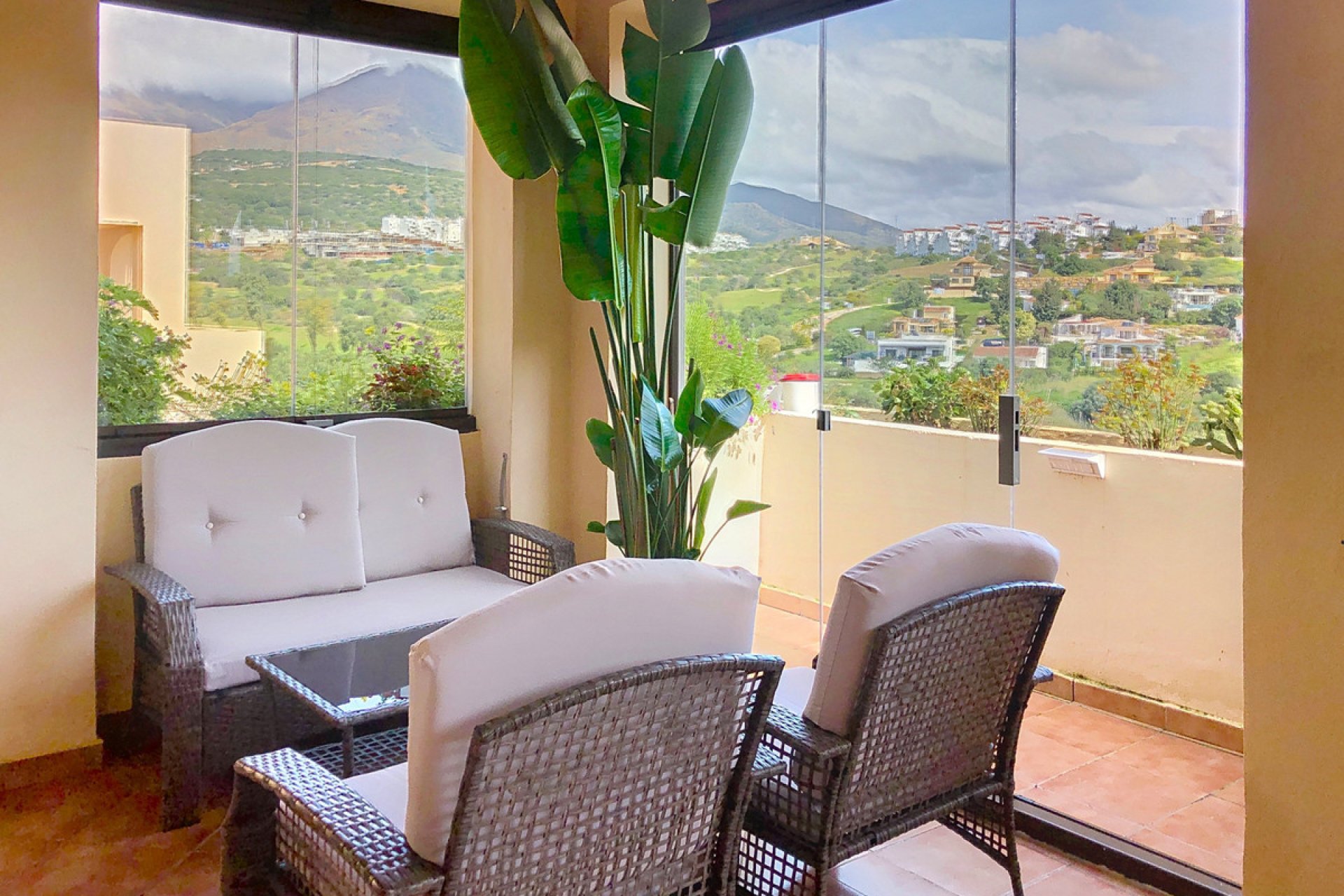 Reventa - Apartment - Middle Floor Apartment - Estepona - Estepona Centro