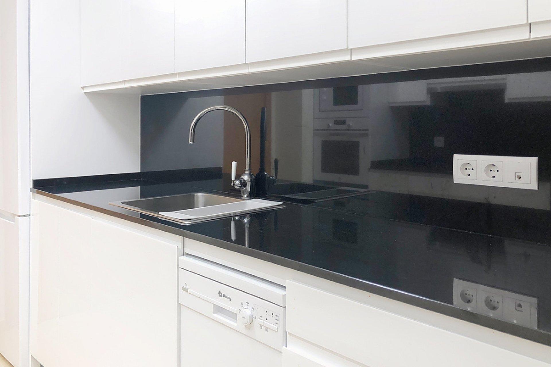 Reventa - Apartment - Middle Floor Apartment - Estepona - Estepona Centro