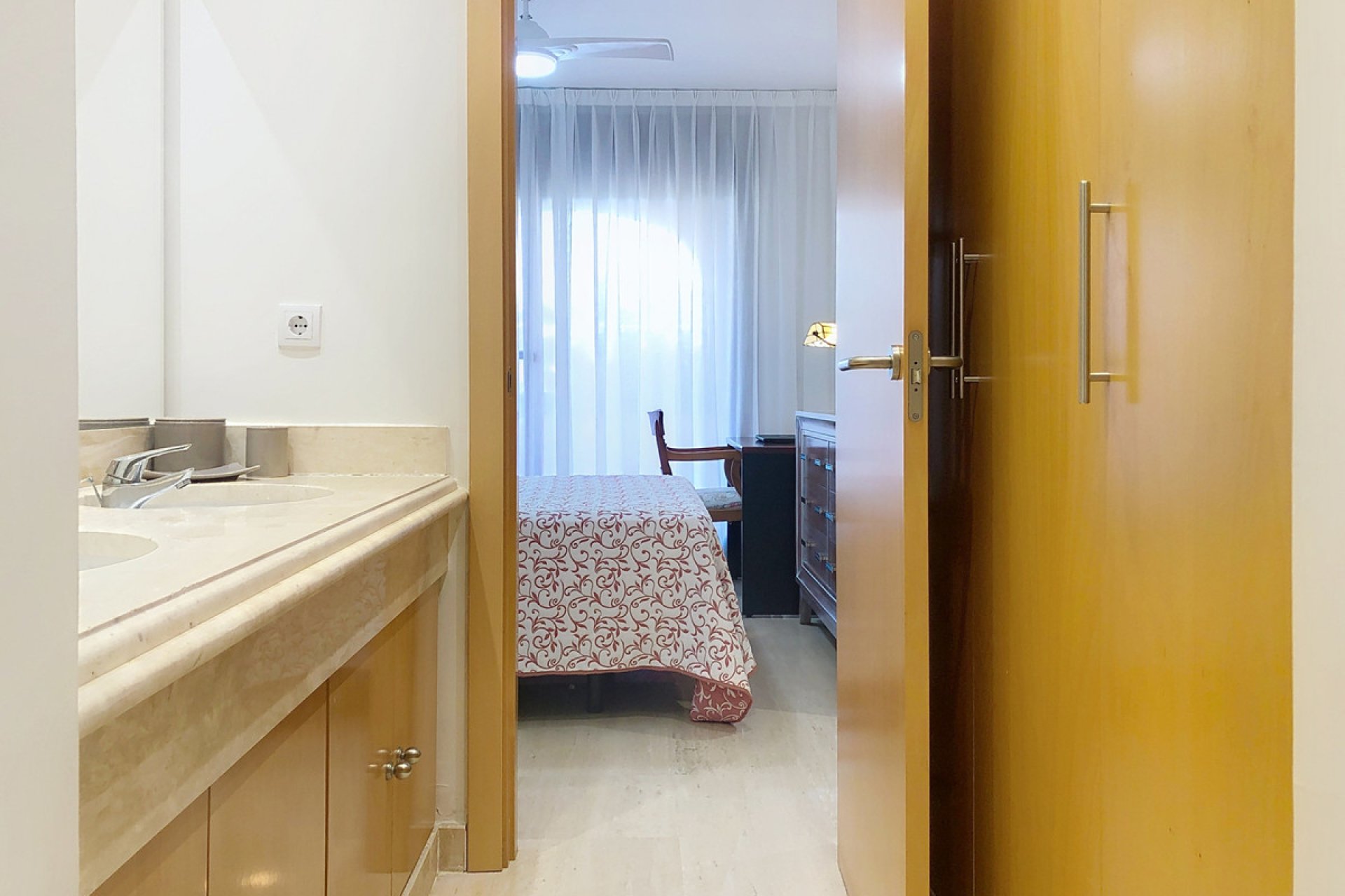 Reventa - Apartment - Middle Floor Apartment - Estepona - Estepona Centro