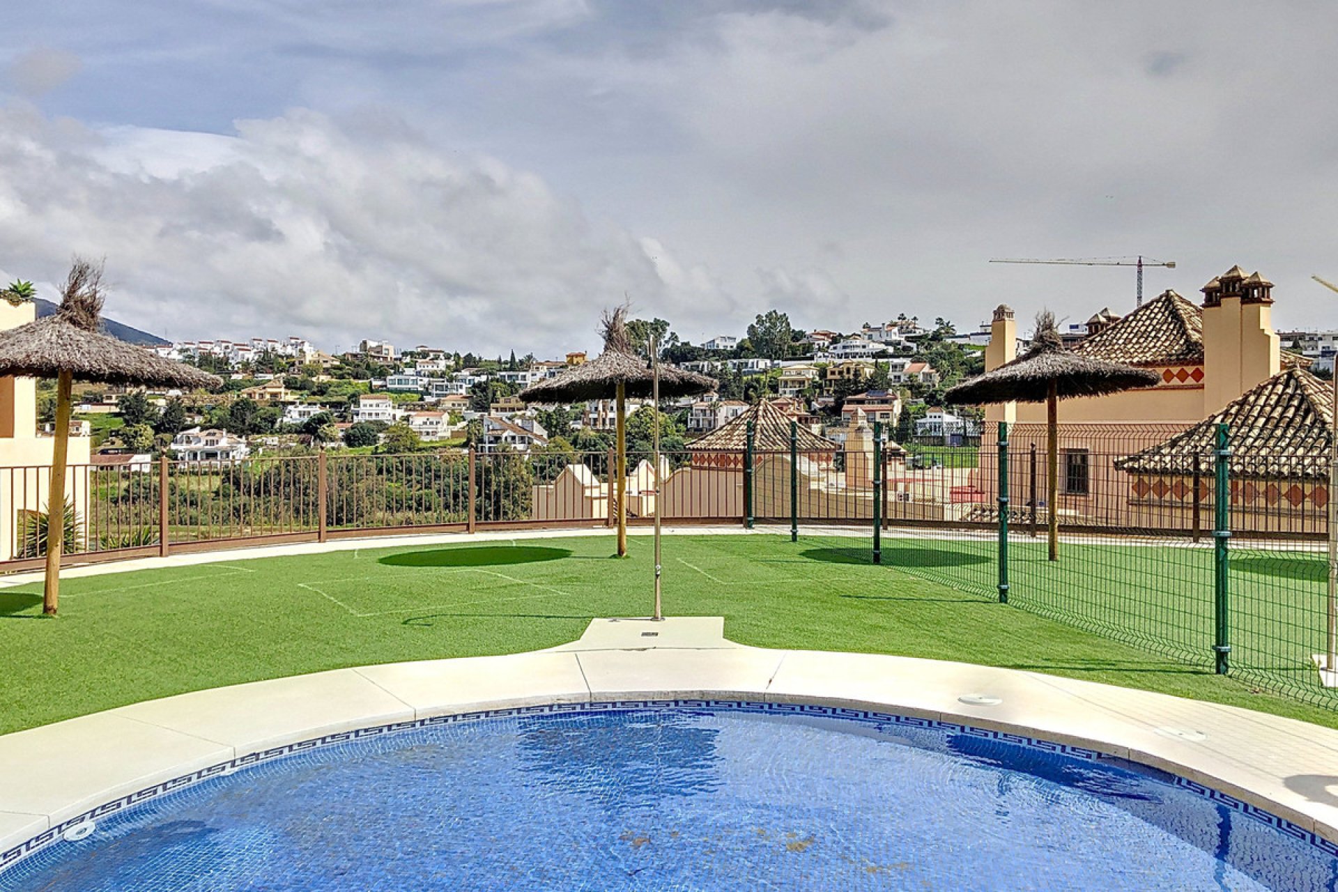 Reventa - Apartment - Middle Floor Apartment - Estepona - Estepona Centro