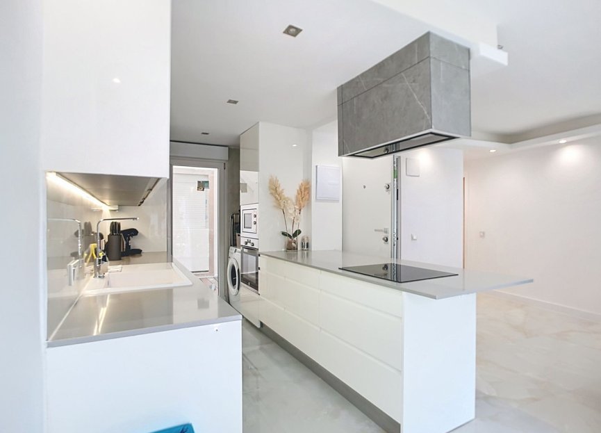 Reventa - Apartment - Middle Floor Apartment - Estepona - Estepona Centro