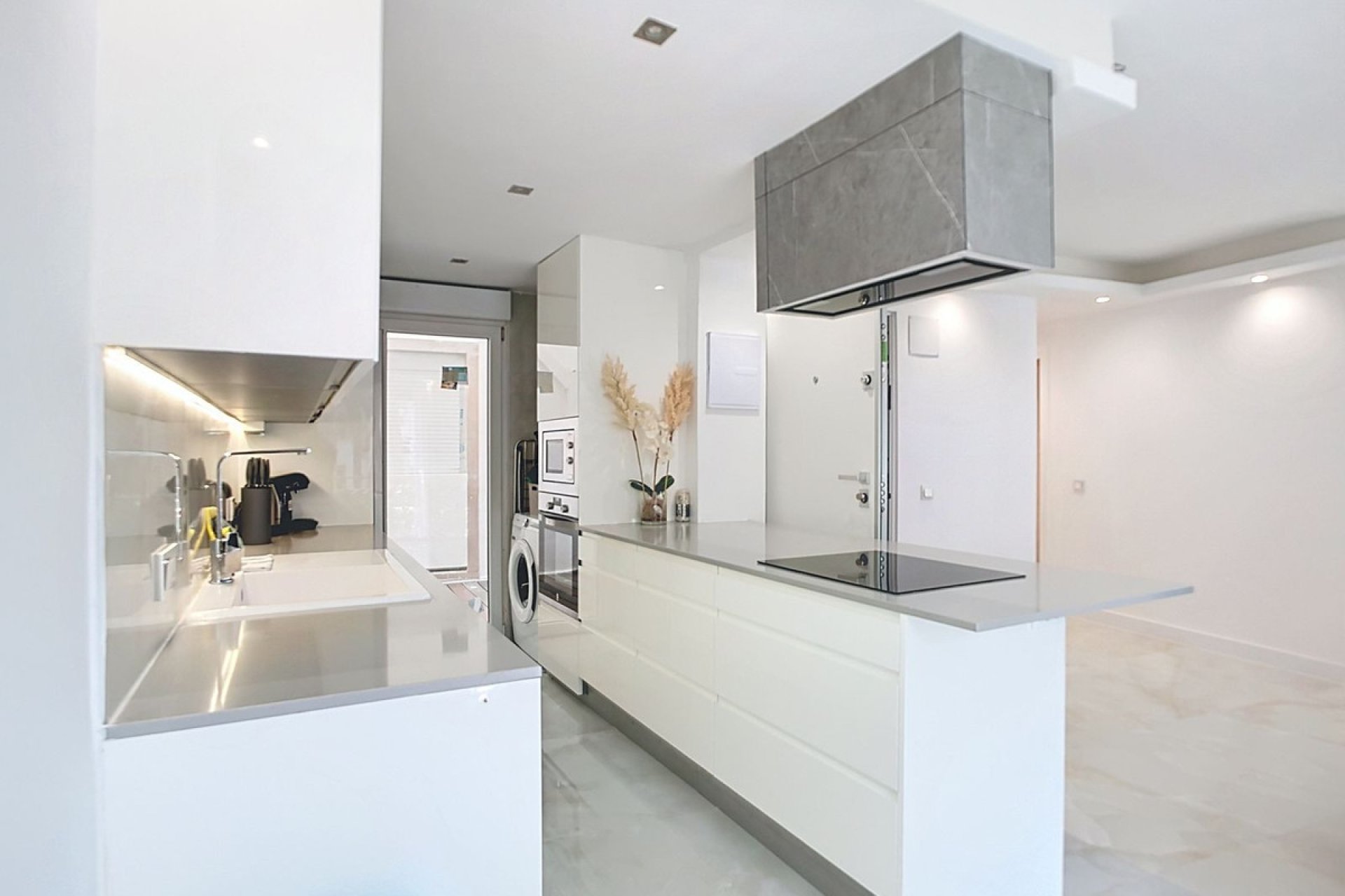 Reventa - Apartment - Middle Floor Apartment - Estepona - Estepona Centro