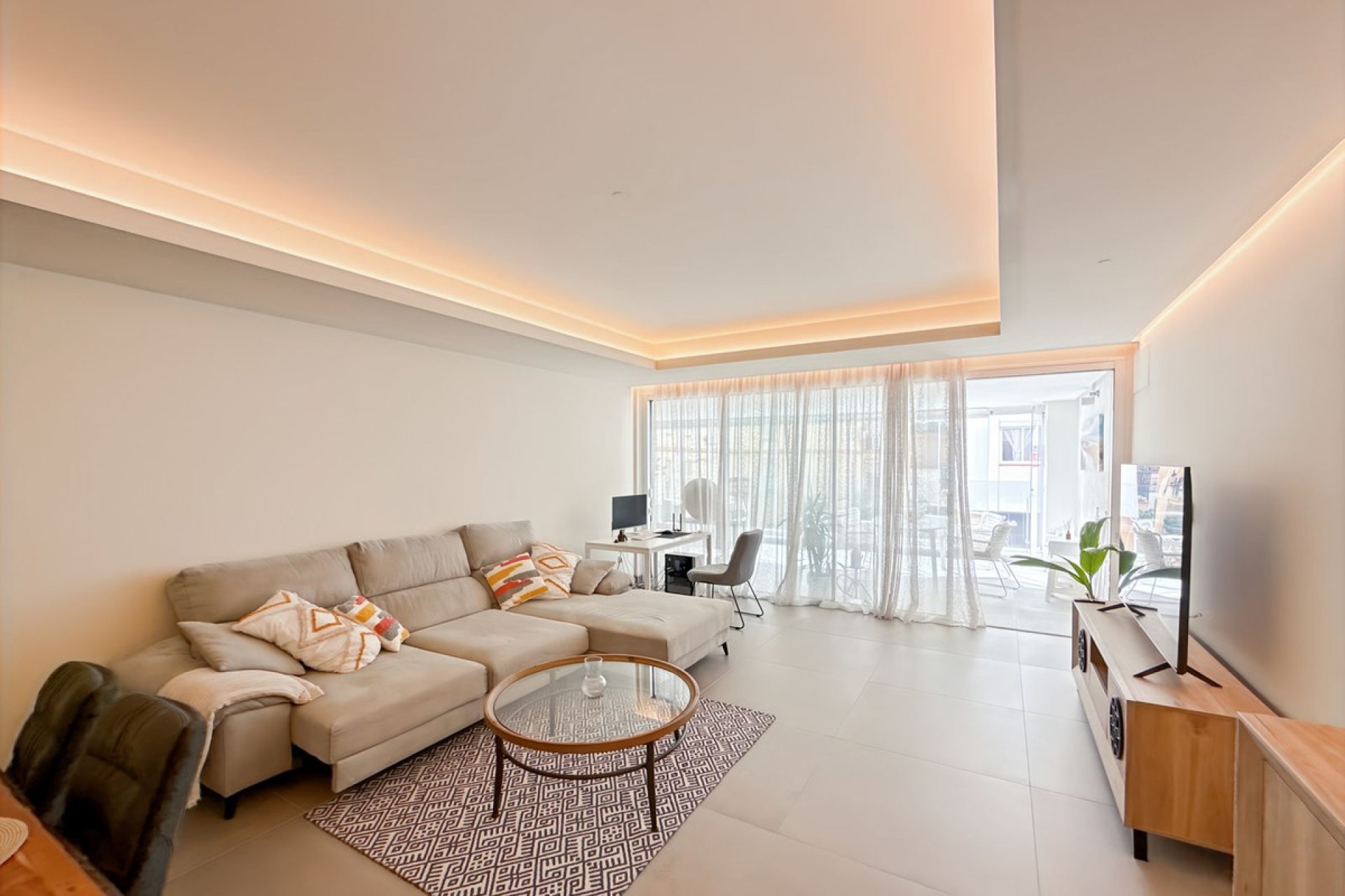 Reventa - Apartment - Middle Floor Apartment - Estepona - Estepona Centro