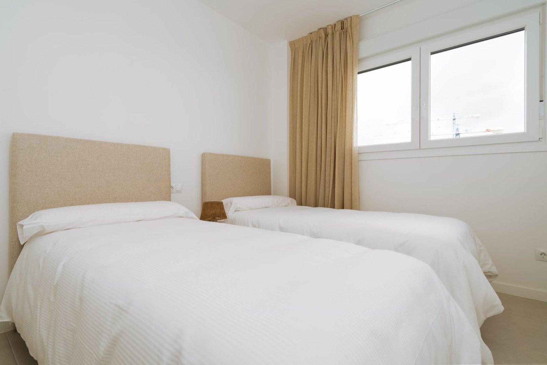 Reventa - Apartment - Middle Floor Apartment - Estepona - Estepona Centro