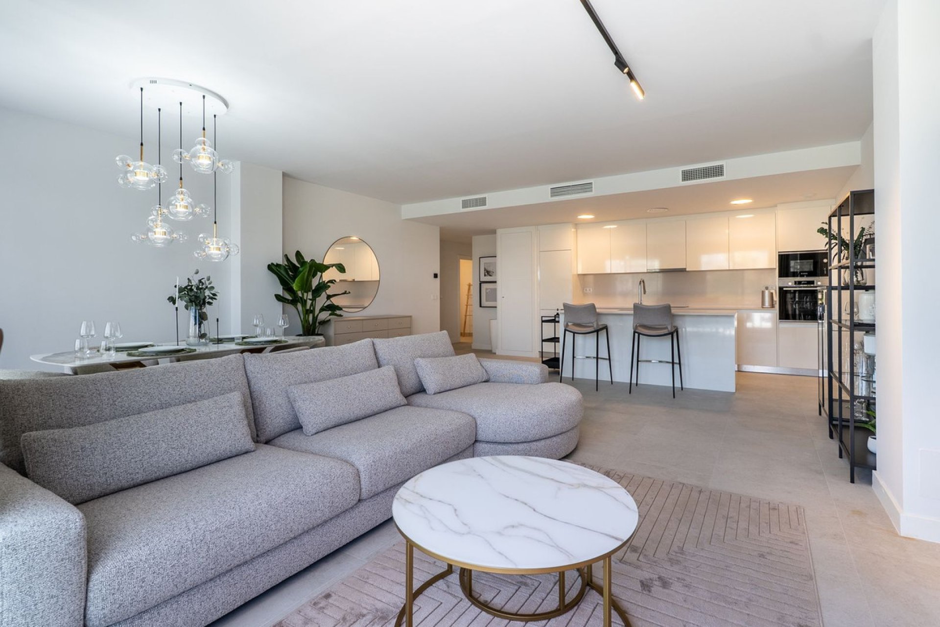 Reventa - Apartment - Middle Floor Apartment - Estepona - Estepona Centro