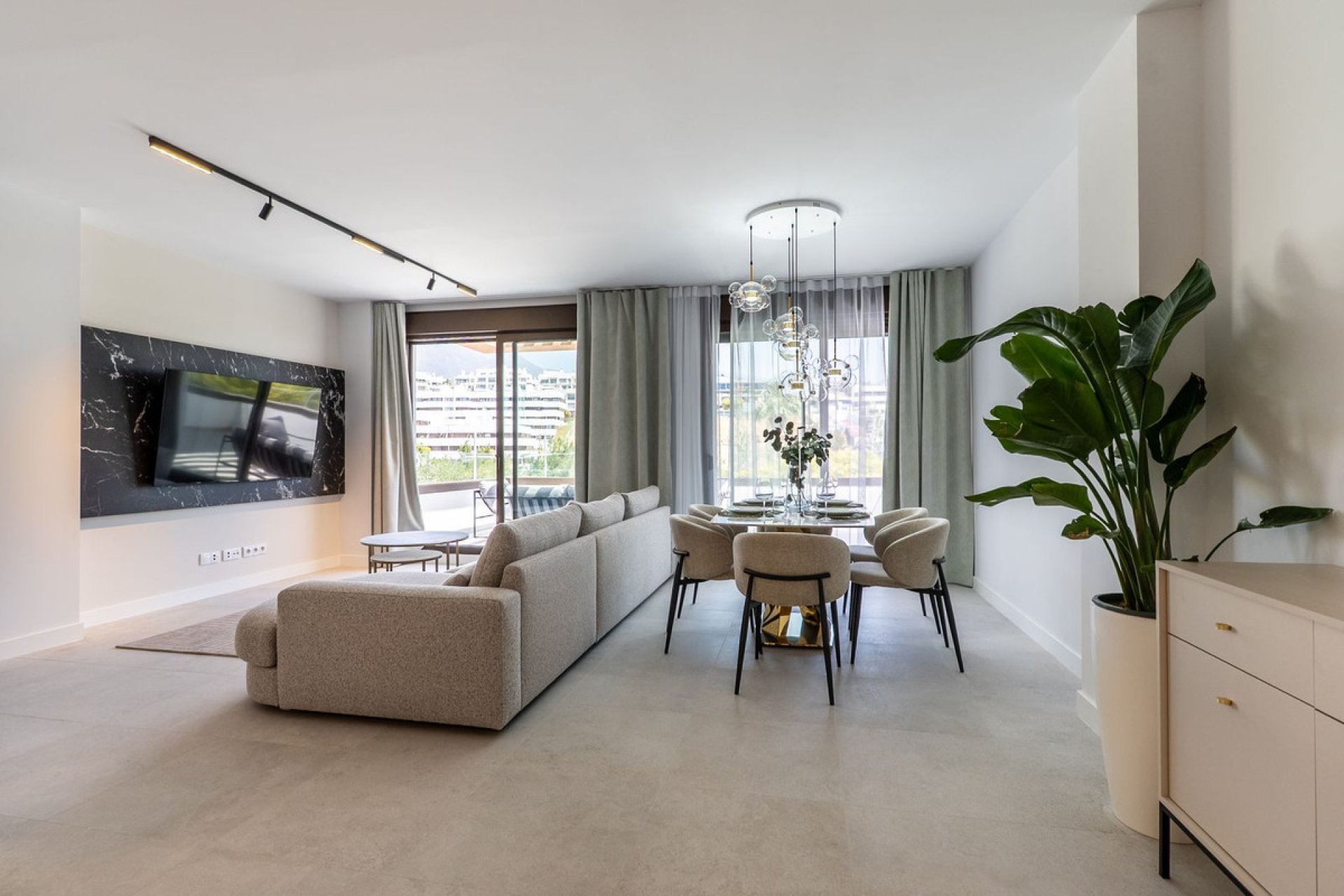 Reventa - Apartment - Middle Floor Apartment - Estepona - Estepona Centro