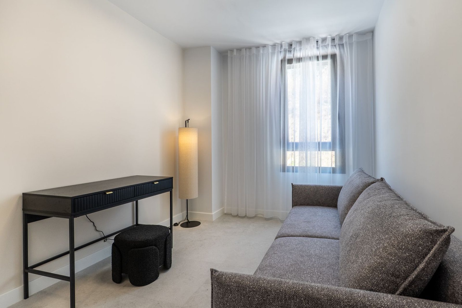 Reventa - Apartment - Middle Floor Apartment - Estepona - Estepona Centro