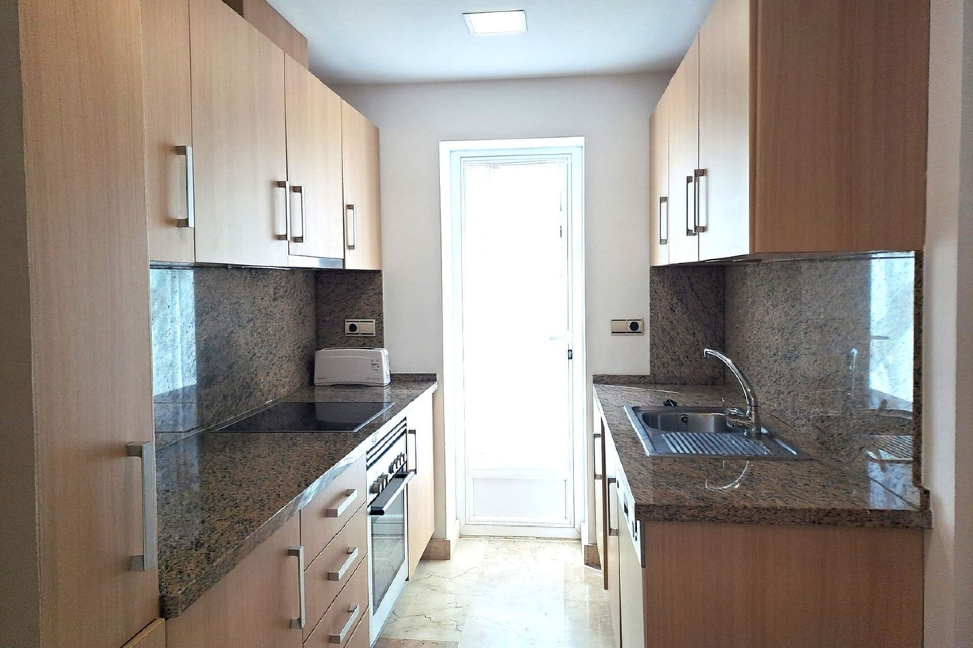 Reventa - Apartment - Middle Floor Apartment - Estepona - Estepona Centro