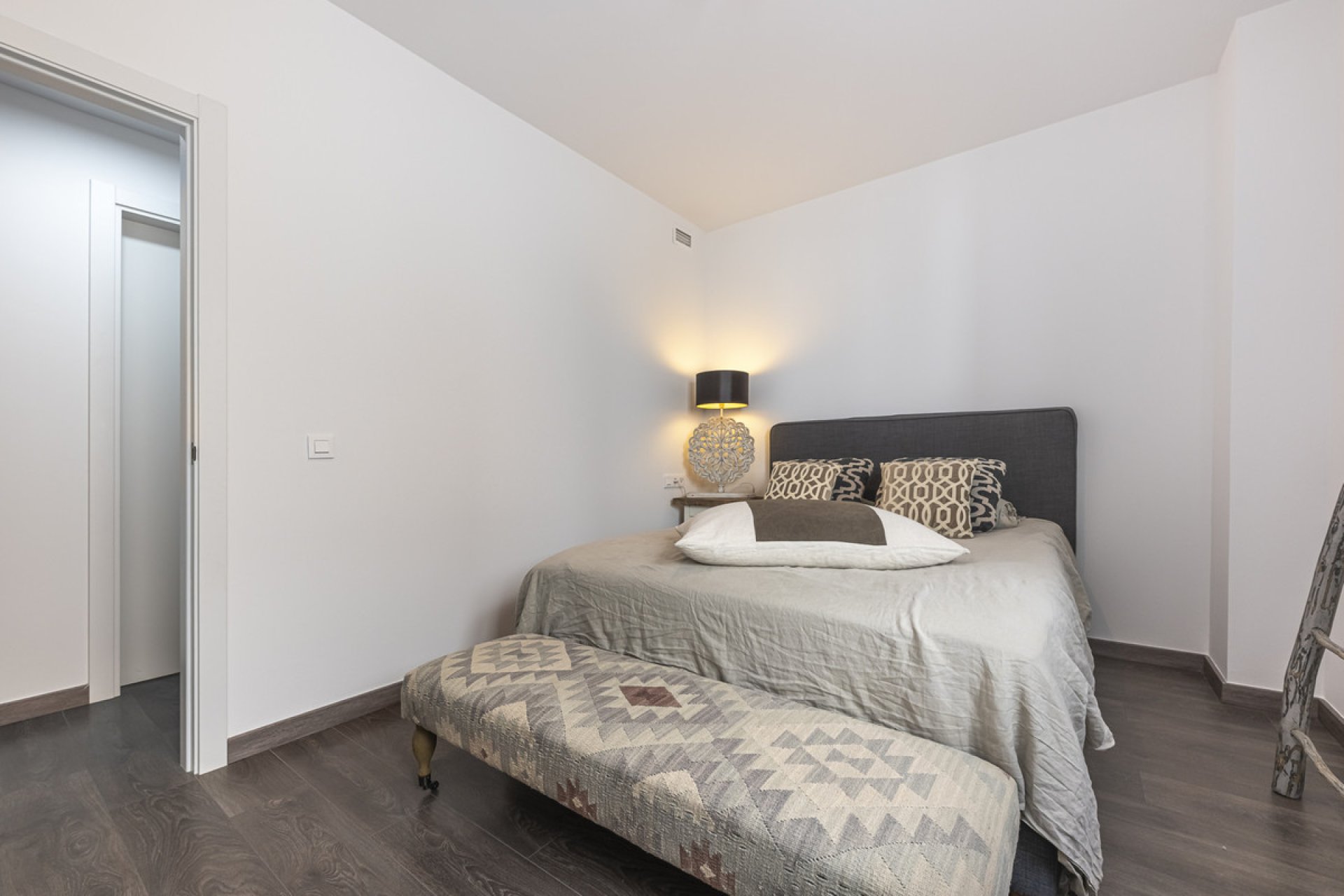 Reventa - Apartment - Middle Floor Apartment - Estepona - Estepona Centro