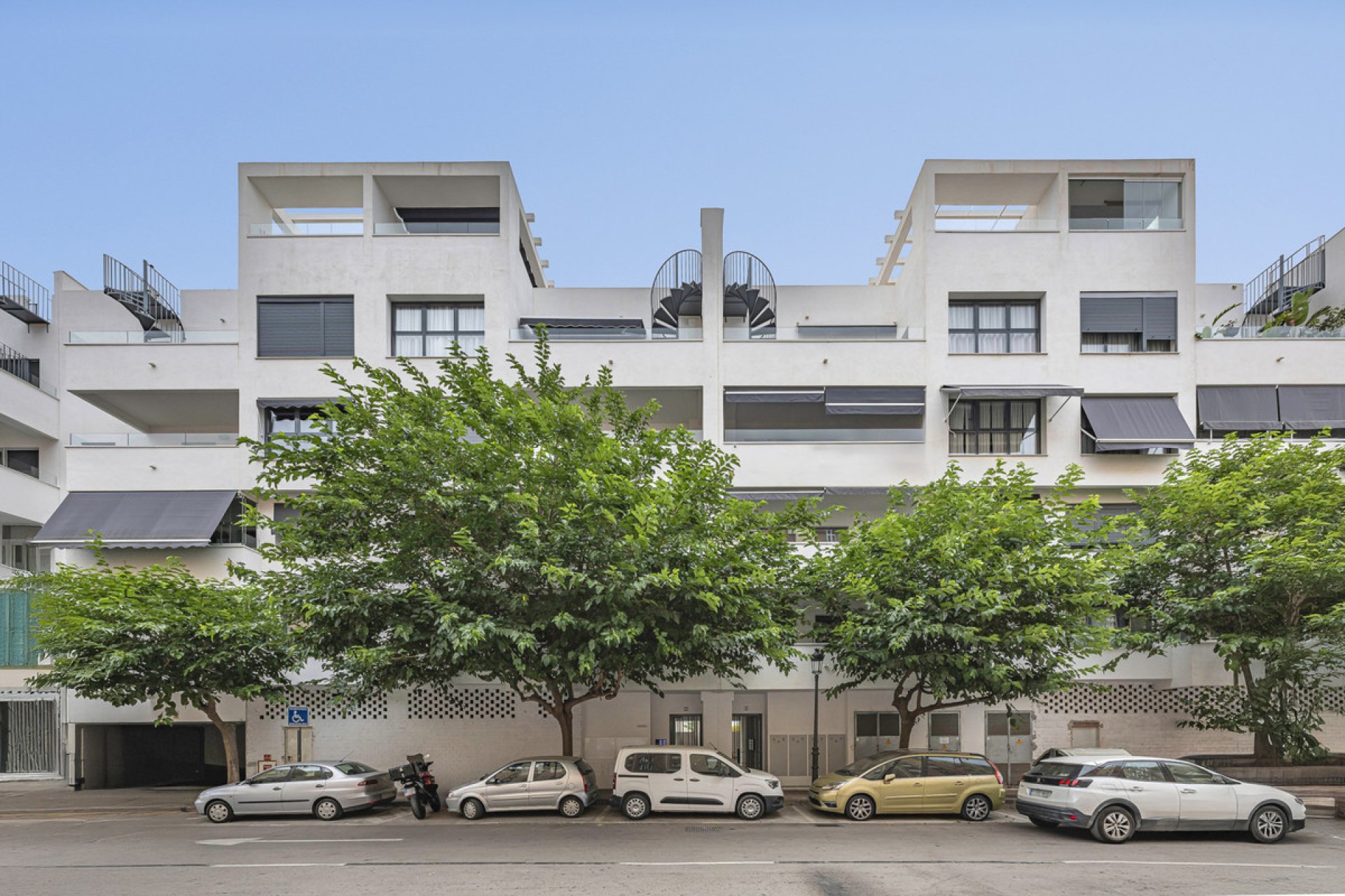 Reventa - Apartment - Middle Floor Apartment - Estepona - Estepona Centro