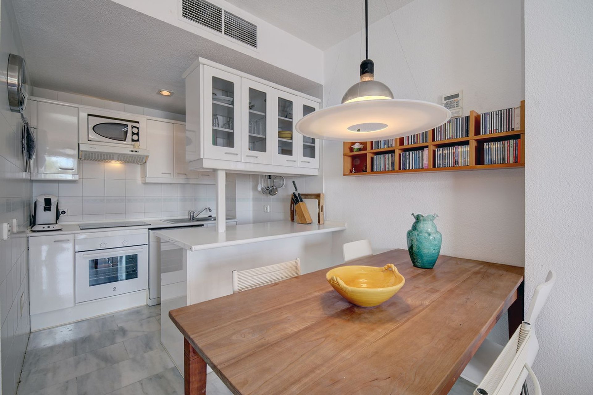 Reventa - Apartment - Middle Floor Apartment - Estepona - Estepona Centro