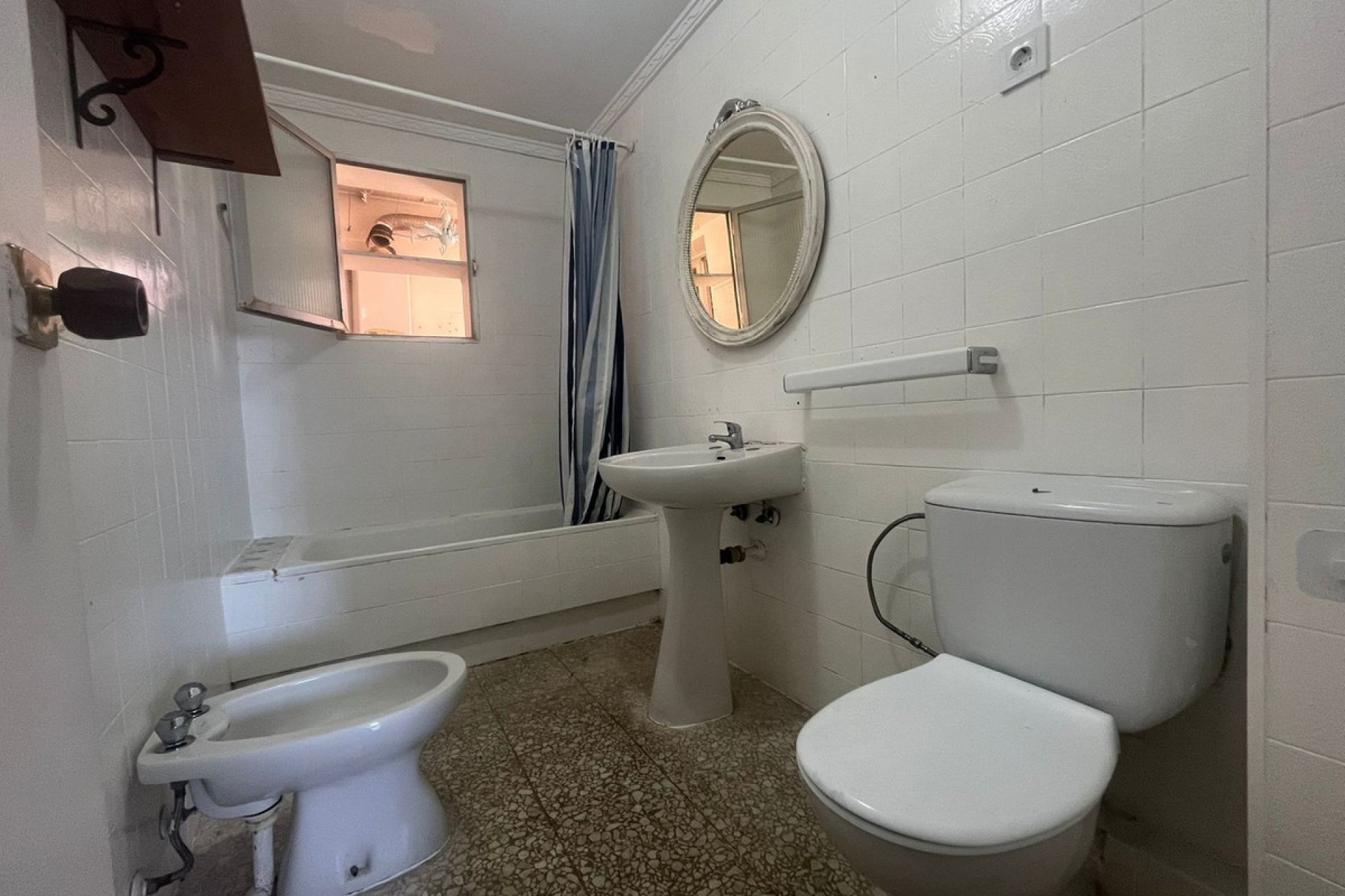 Reventa - Apartment - Middle Floor Apartment - Estepona - Estepona Centro