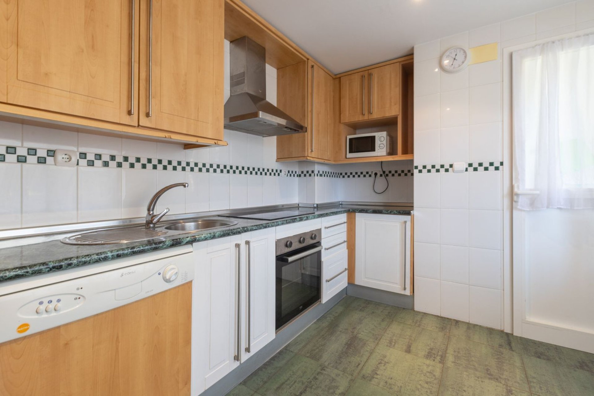 Reventa - Apartment - Middle Floor Apartment - Marbella - Elviria