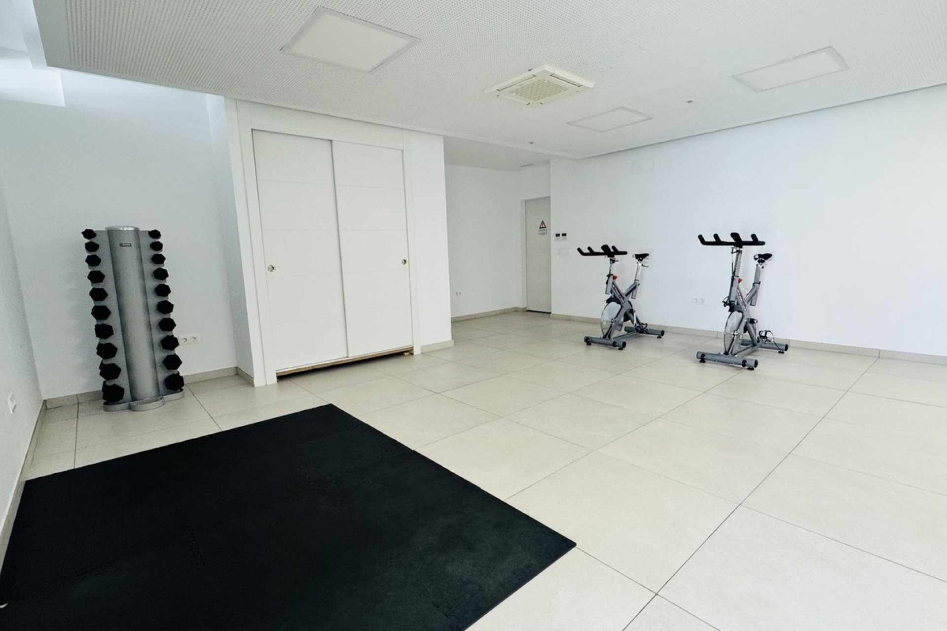 Reventa - Apartment - Middle Floor Apartment - Marbella - Elviria