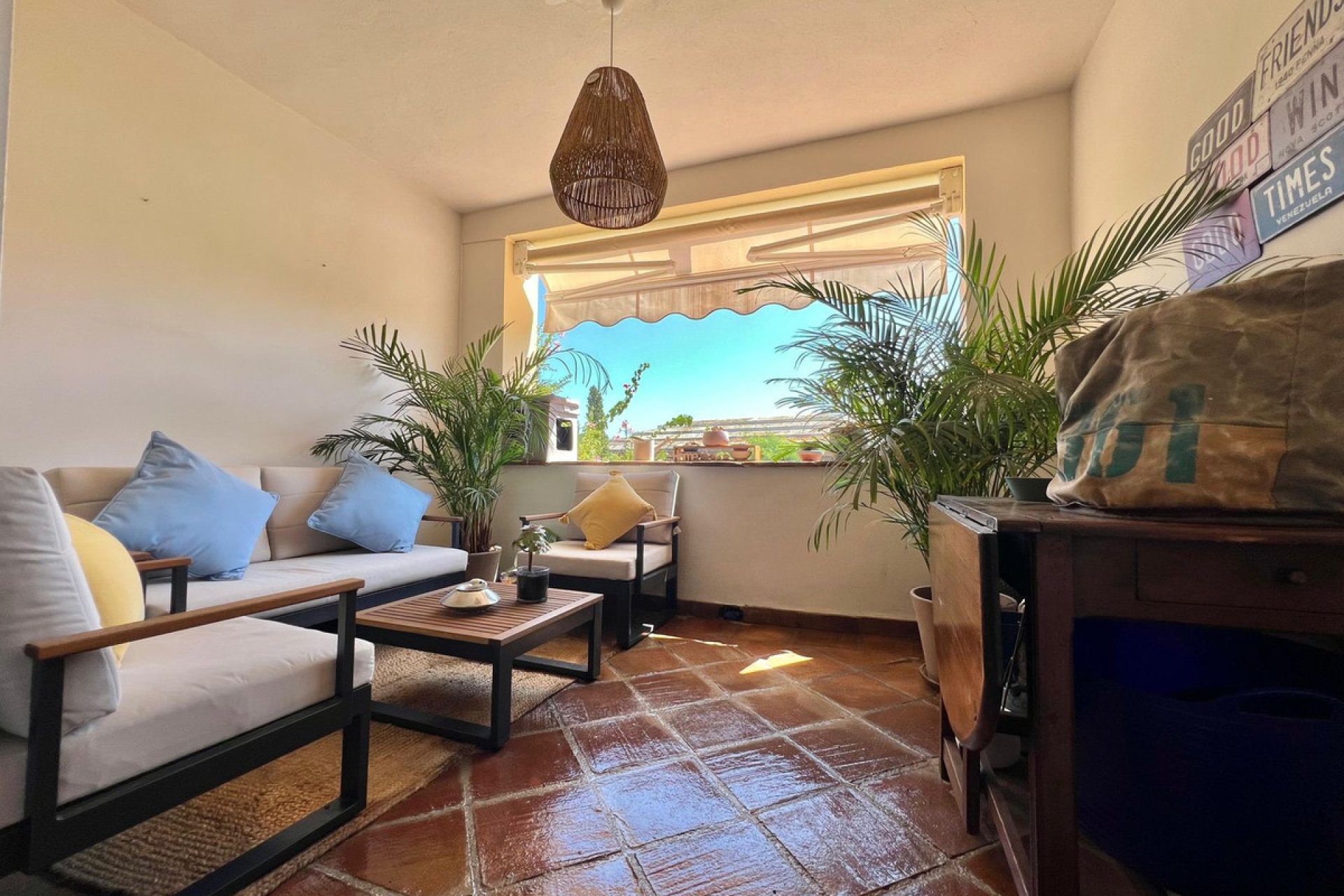 Reventa - Apartment - Middle Floor Apartment - Marbella - Guadalmina Alta