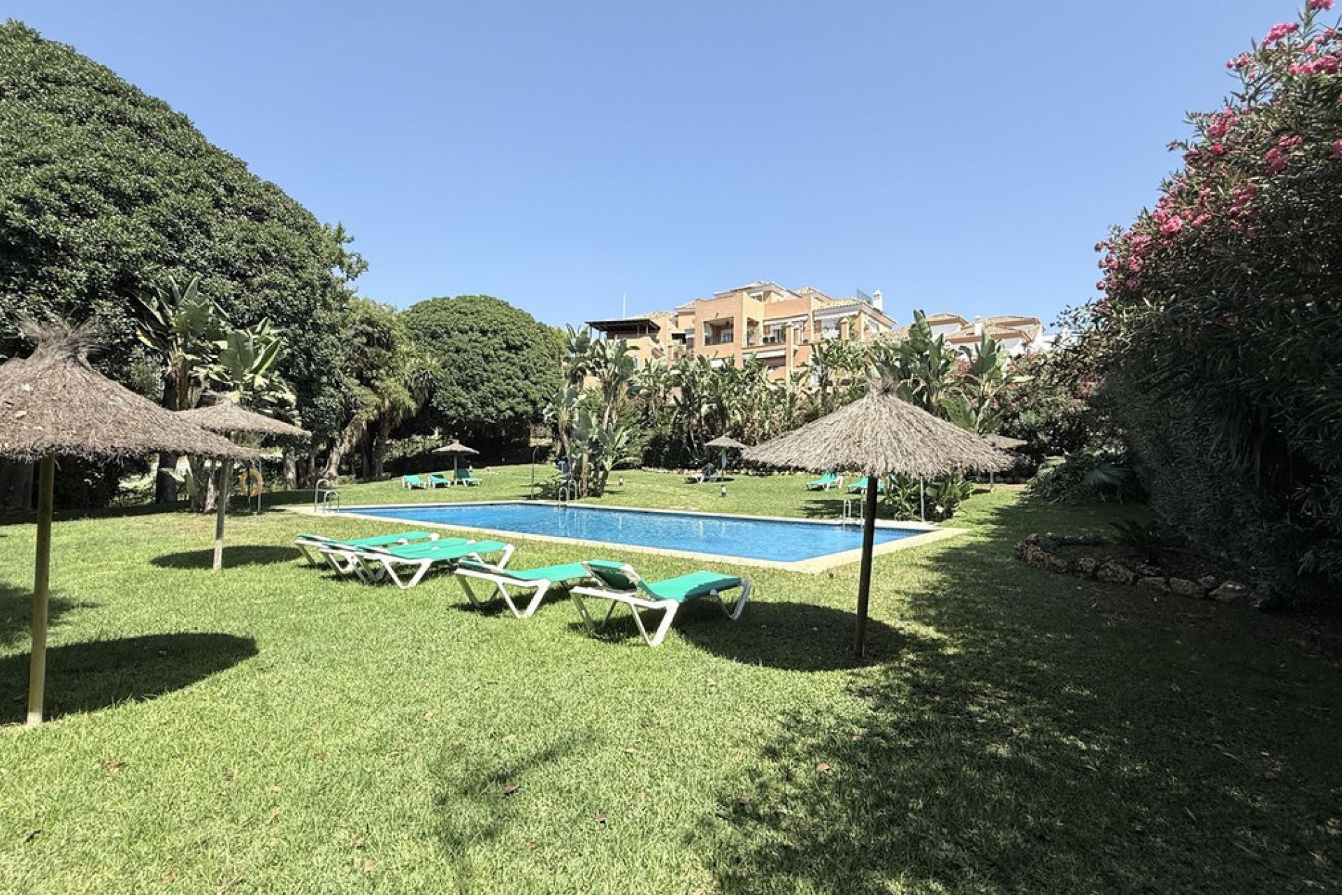 Reventa - Apartment - Middle Floor Apartment - Marbella - Guadalmina Alta