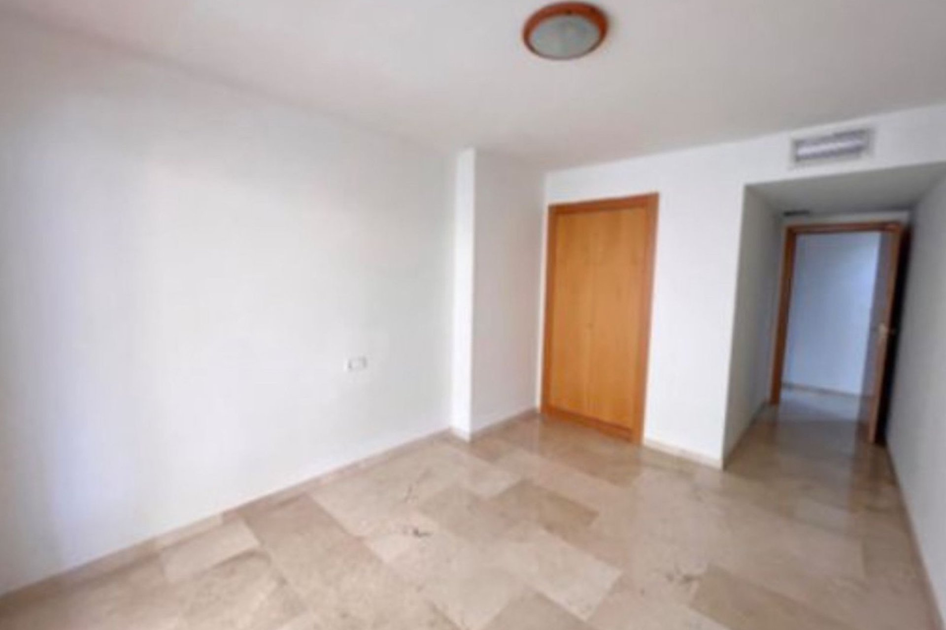 Reventa - Apartment - Middle Floor Apartment - Marbella - Guadalmina Alta