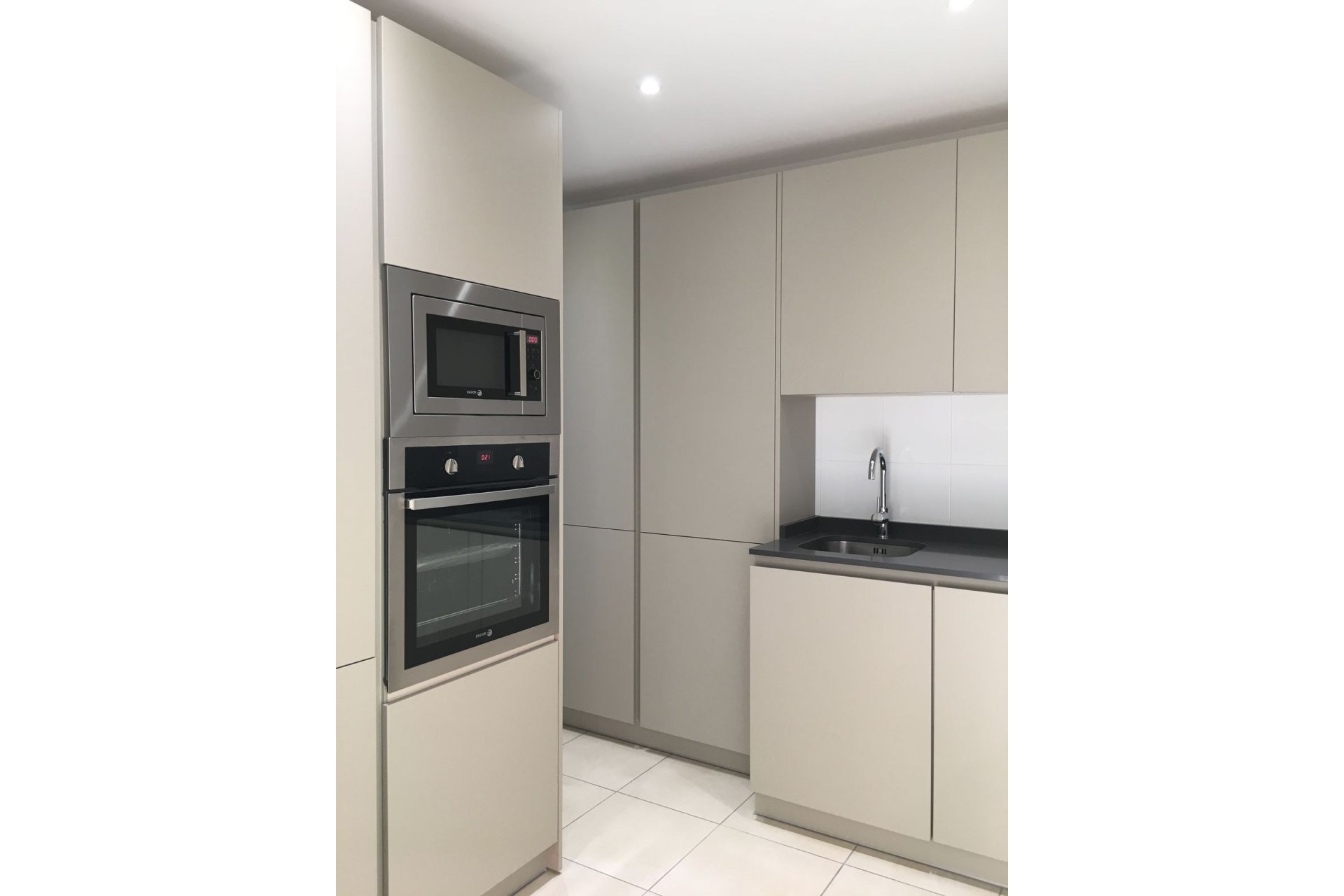 Reventa - Apartment - Middle Floor Apartment - Marbella - La Campana