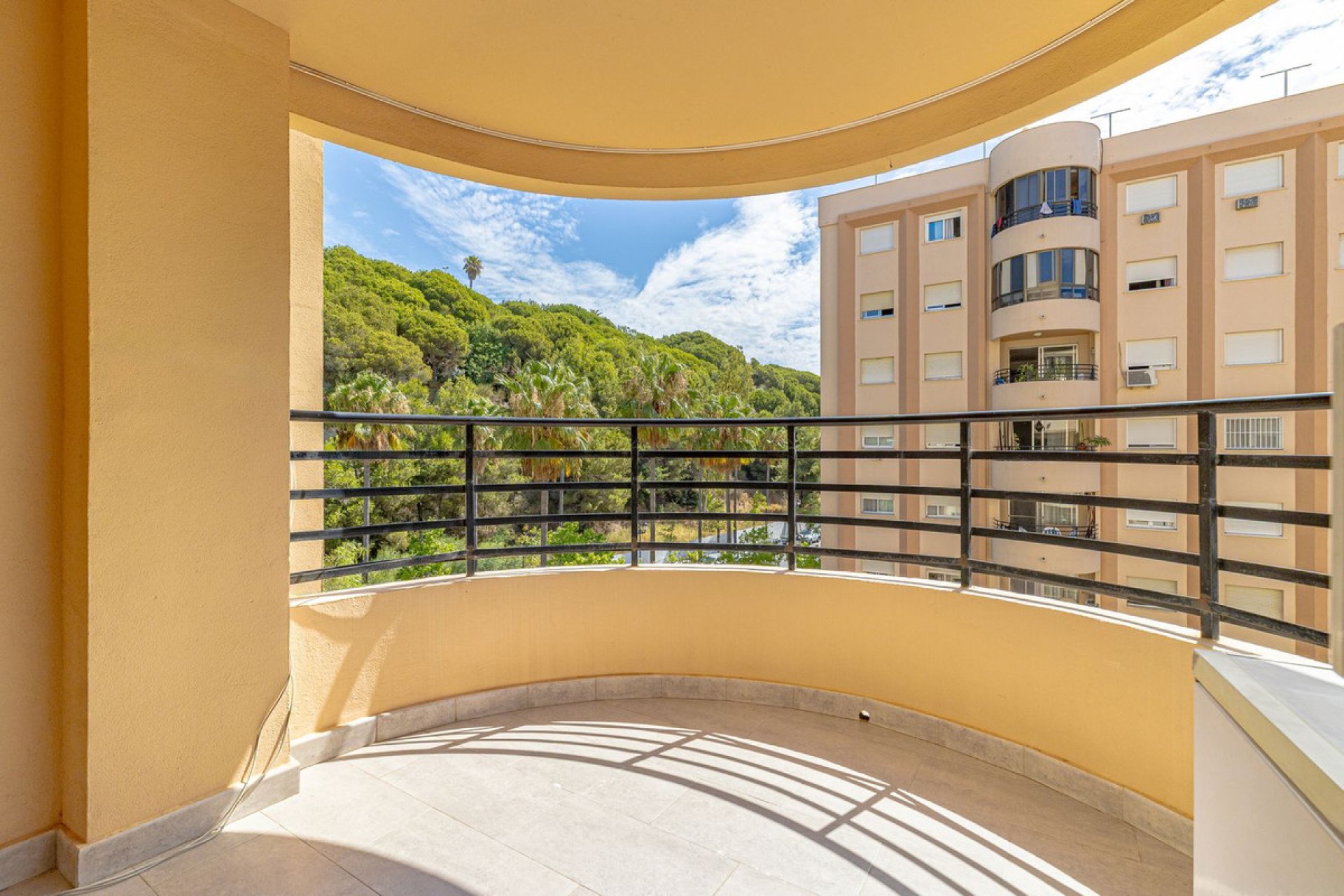 Reventa - Apartment - Middle Floor Apartment - Marbella - Marbella Centro