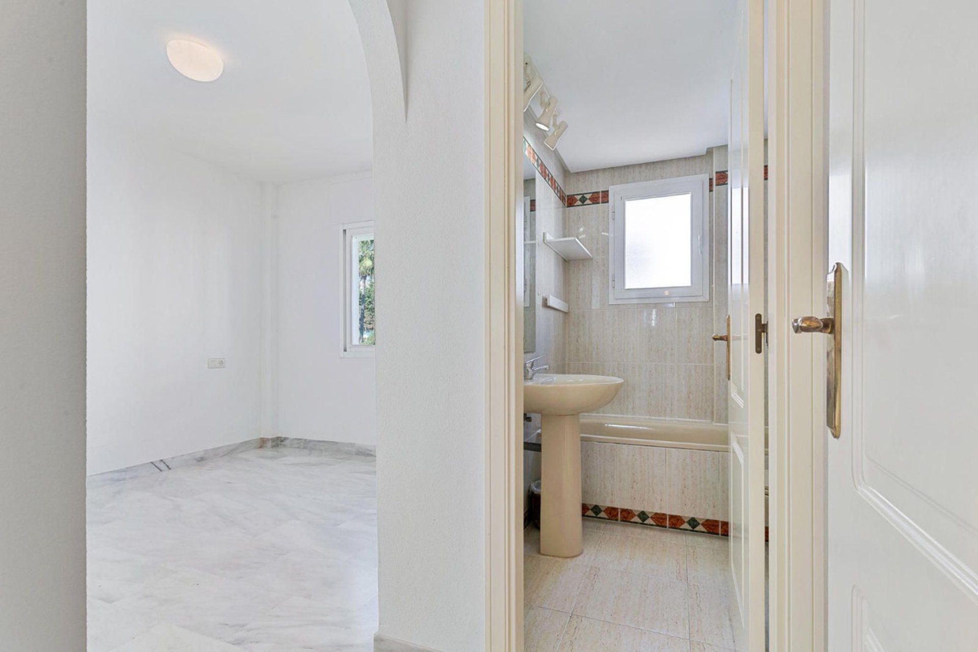 Reventa - Apartment - Middle Floor Apartment - Marbella - Marbella Centro