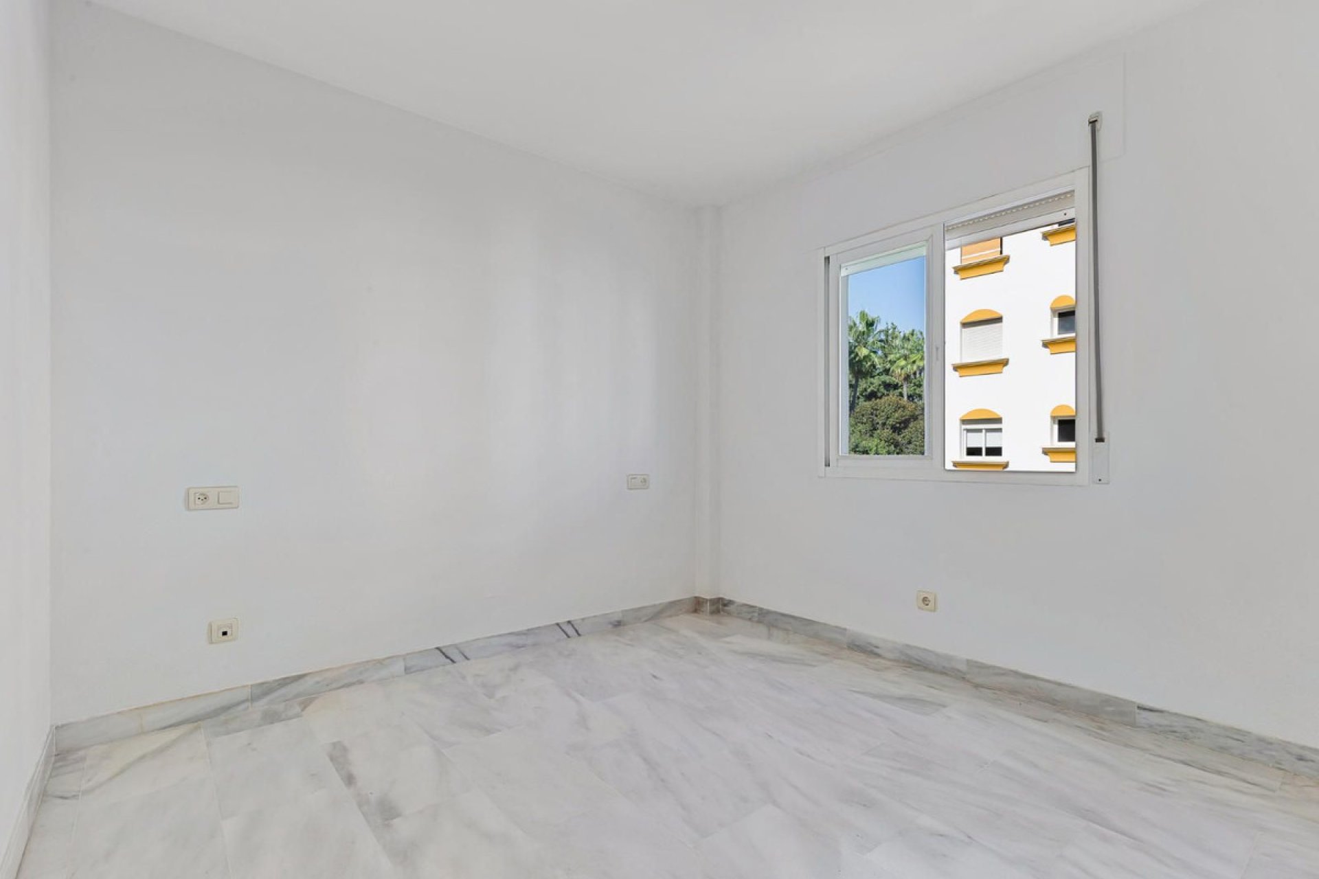 Reventa - Apartment - Middle Floor Apartment - Marbella - Marbella Centro