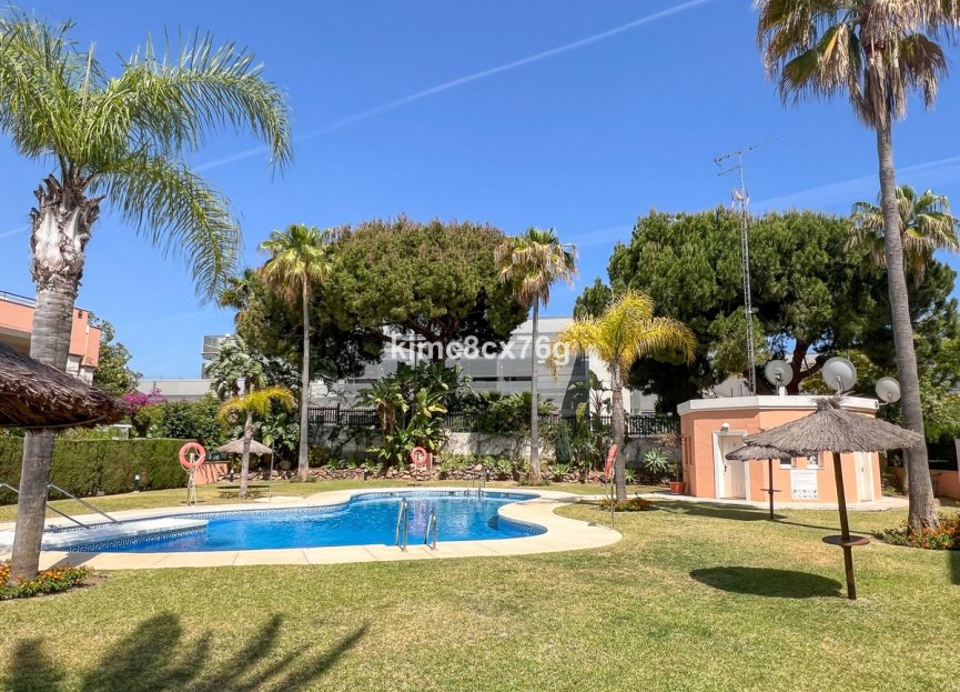 Reventa - Apartment - Middle Floor Apartment - Marbella - Marbella Centro