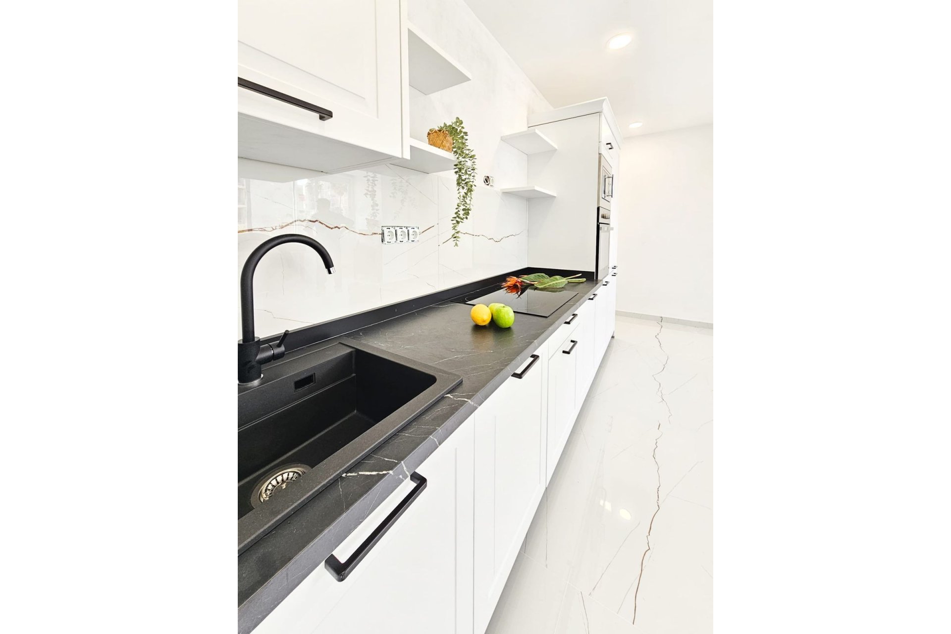 Reventa - Apartment - Middle Floor Apartment - Marbella - Marbella Centro