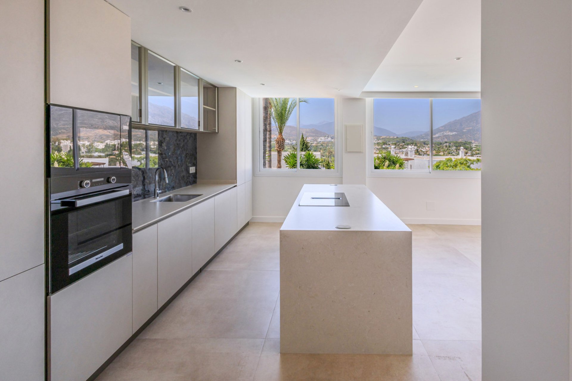 Reventa - Apartment - Middle Floor Apartment - Marbella - Nueva Andalucia