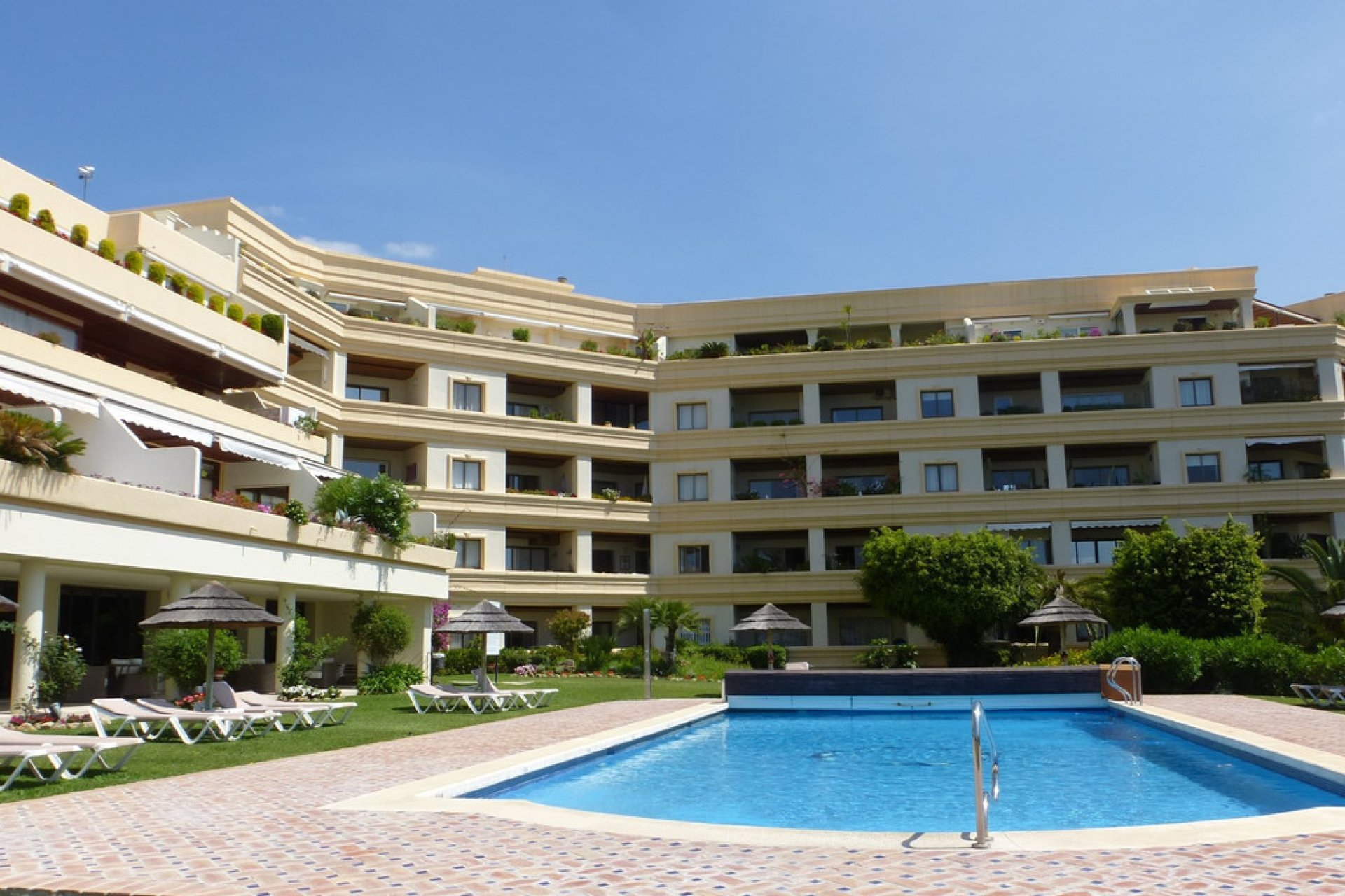 Reventa - Apartment - Middle Floor Apartment - Marbella - Nueva Andalucia