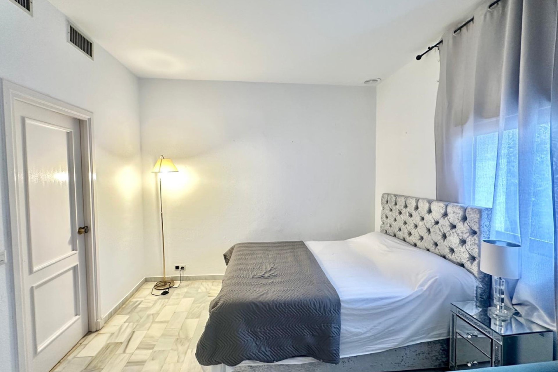 Reventa - Apartment - Middle Floor Apartment - Marbella - Nueva Andalucia