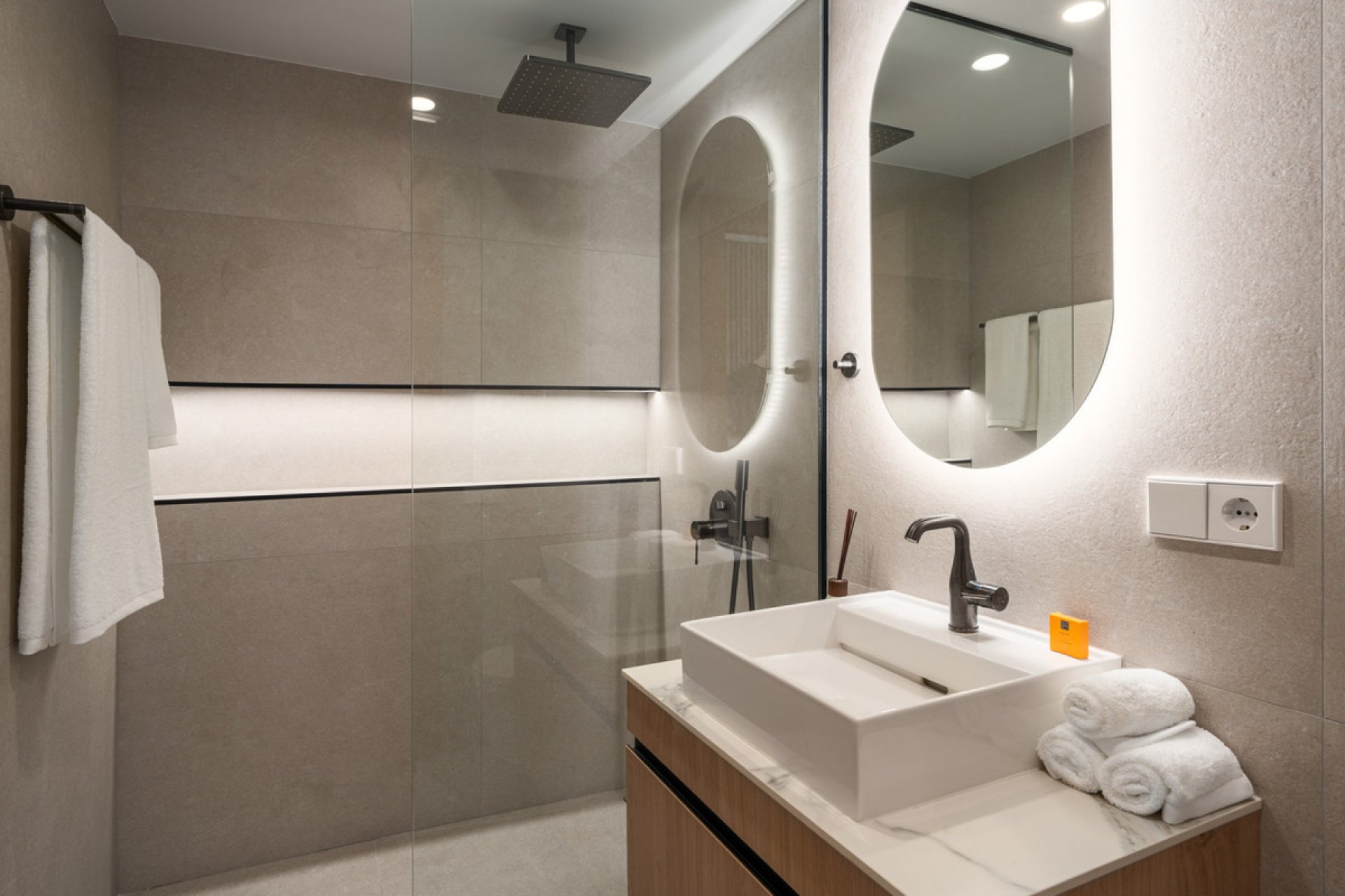 Reventa - Apartment - Middle Floor Apartment - Marbella - Nueva Andalucia