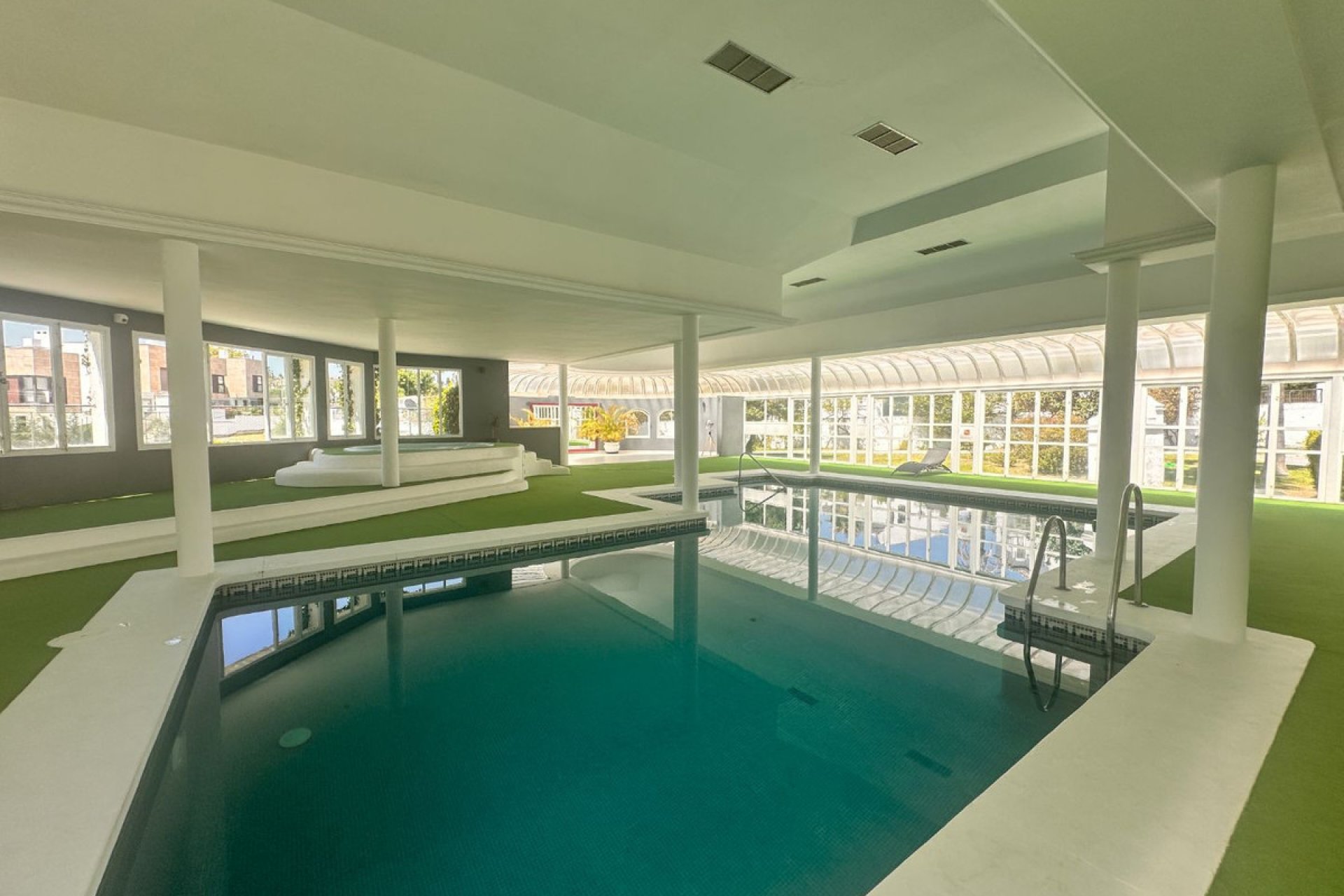 Reventa - Apartment - Middle Floor Apartment - Marbella - Nueva Andalucia