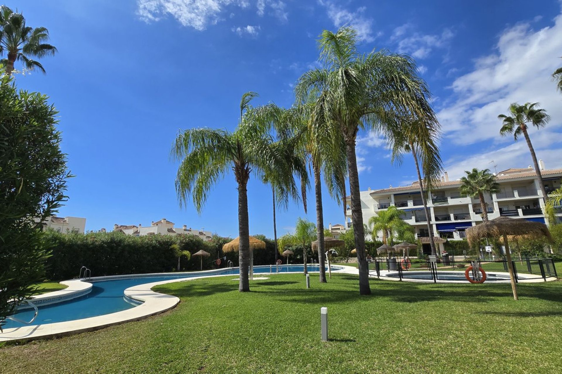 Reventa - Apartment - Middle Floor Apartment - Marbella - Nueva Andalucia