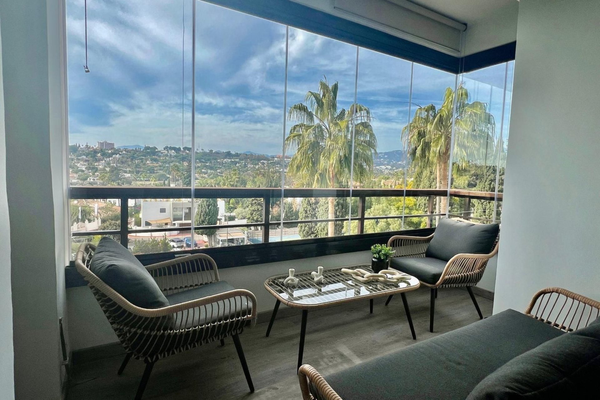 Reventa - Apartment - Middle Floor Apartment - Marbella - Nueva Andalucia