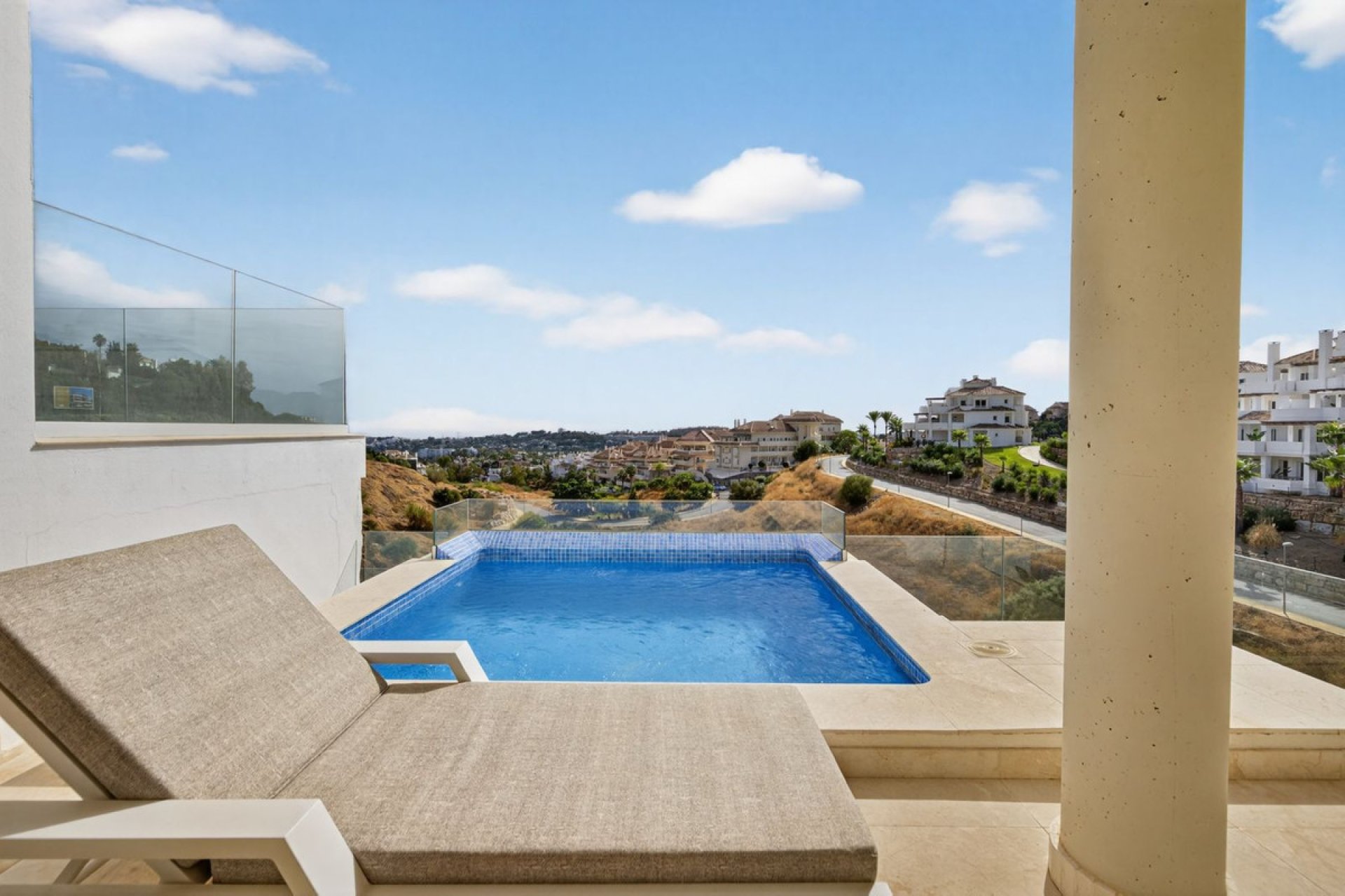 Reventa - Apartment - Middle Floor Apartment - Marbella - Nueva Andalucia