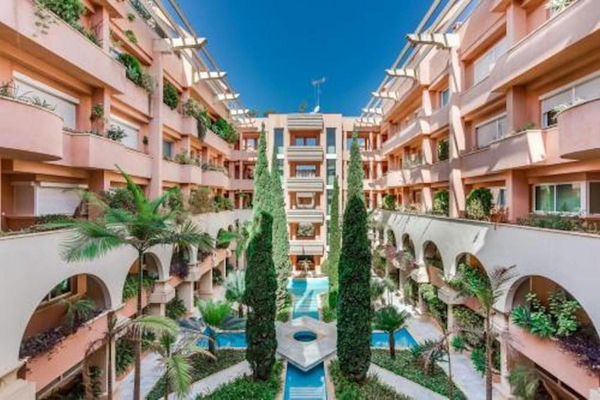 Reventa - Apartment - Middle Floor Apartment - Marbella - Nueva Andalucia